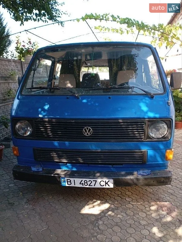Volkswagen Caravelle, 1989