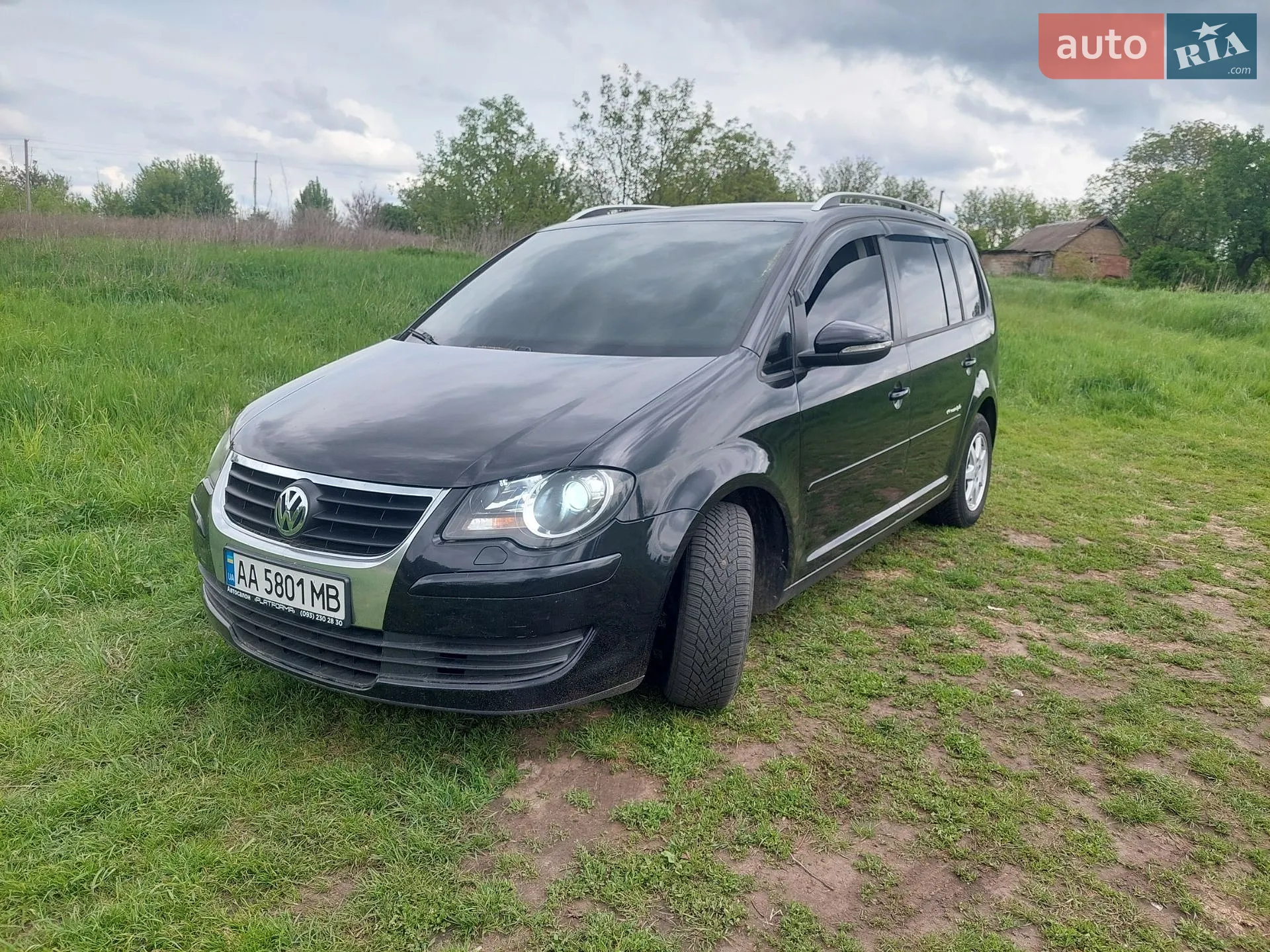Volkswagen Cross Touran, 2010