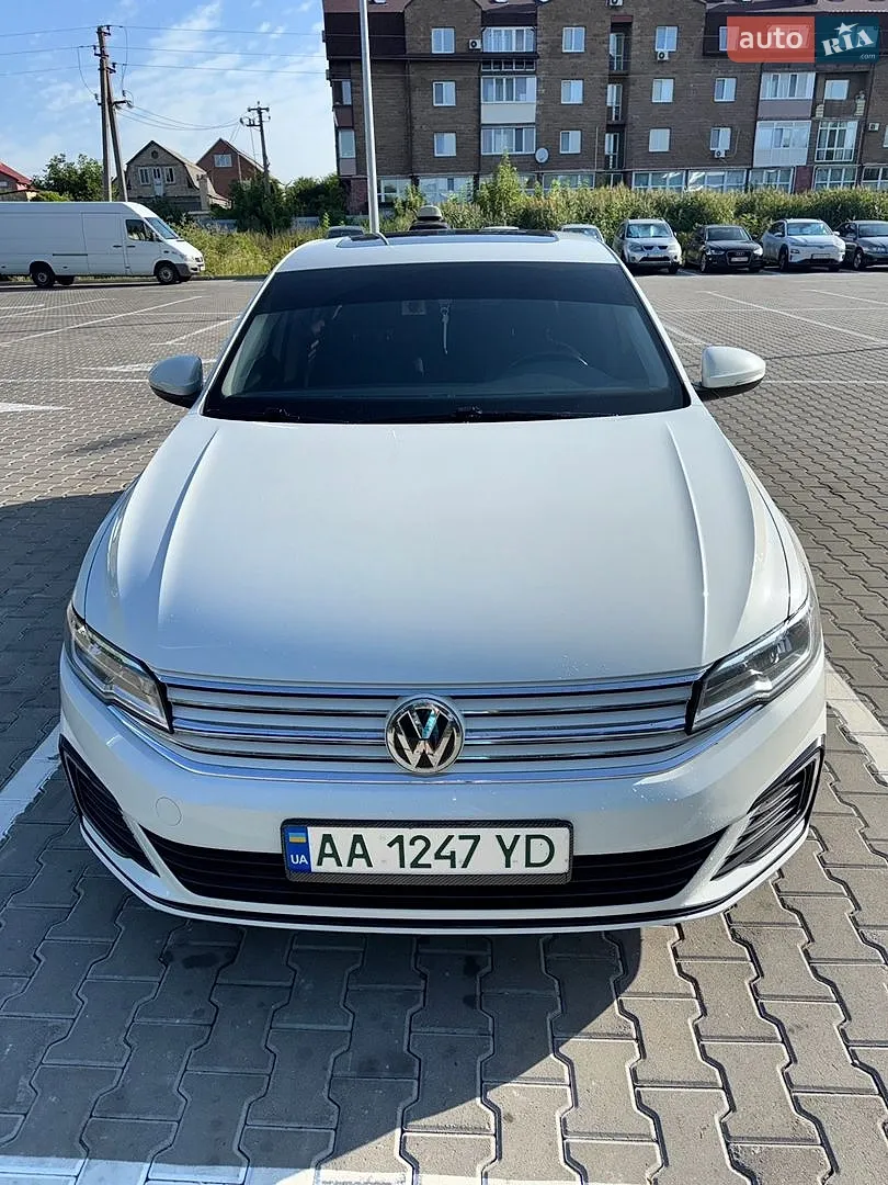 Volkswagen e-Bora, 2019