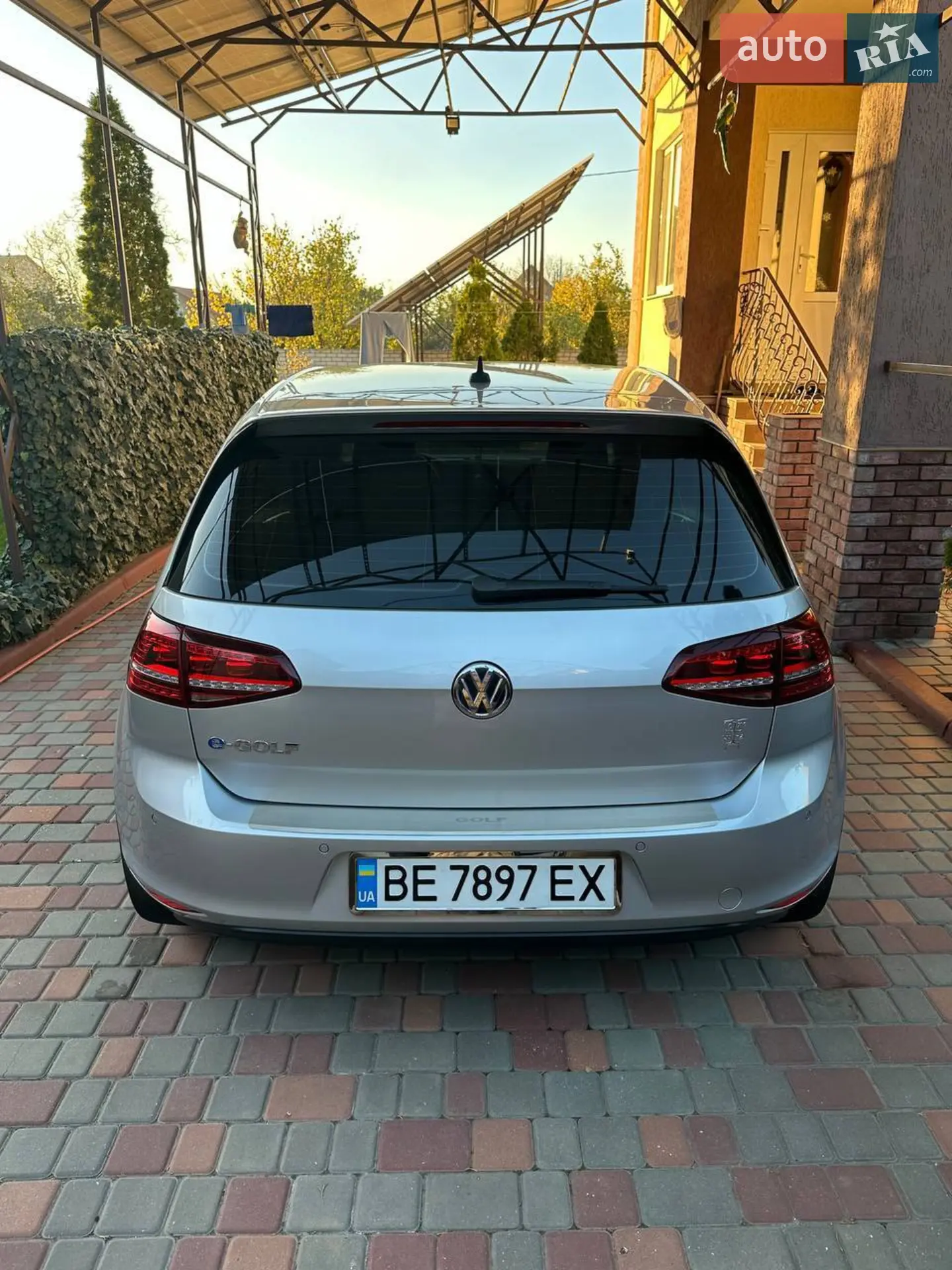 Volkswagen e-Golf, 2016