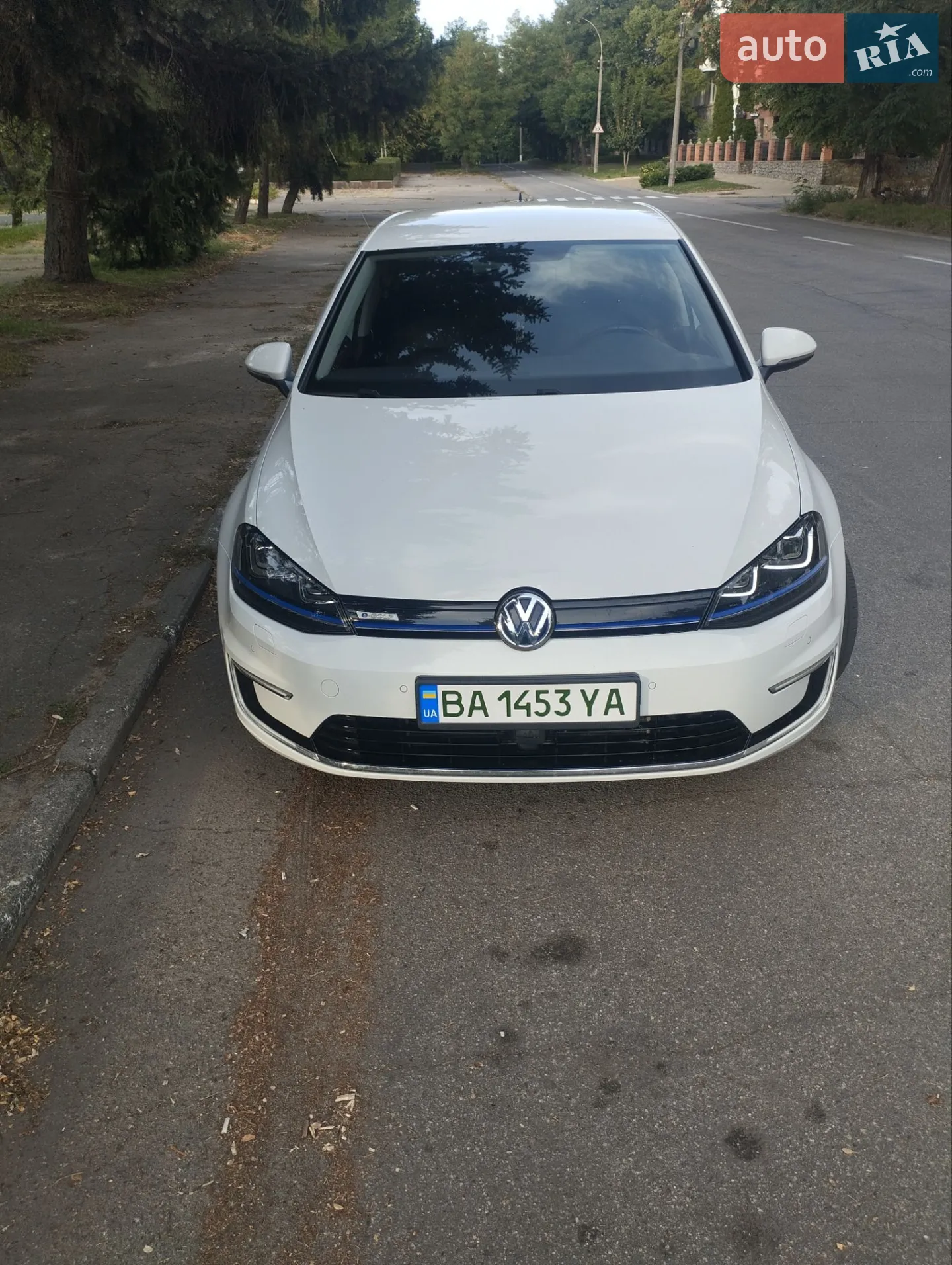 Volkswagen e-Golf, 2016