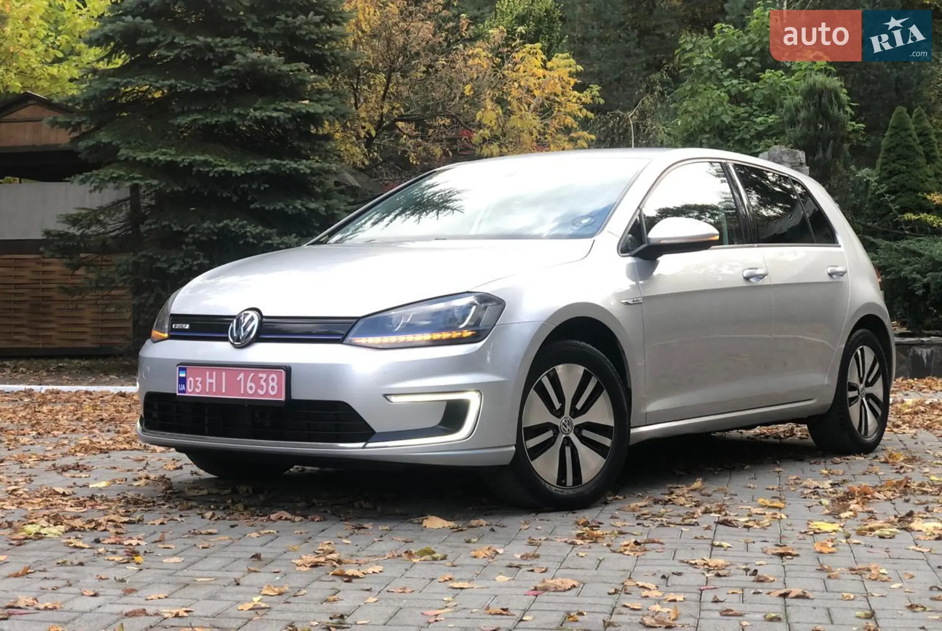 Volkswagen e-Golf, 2014