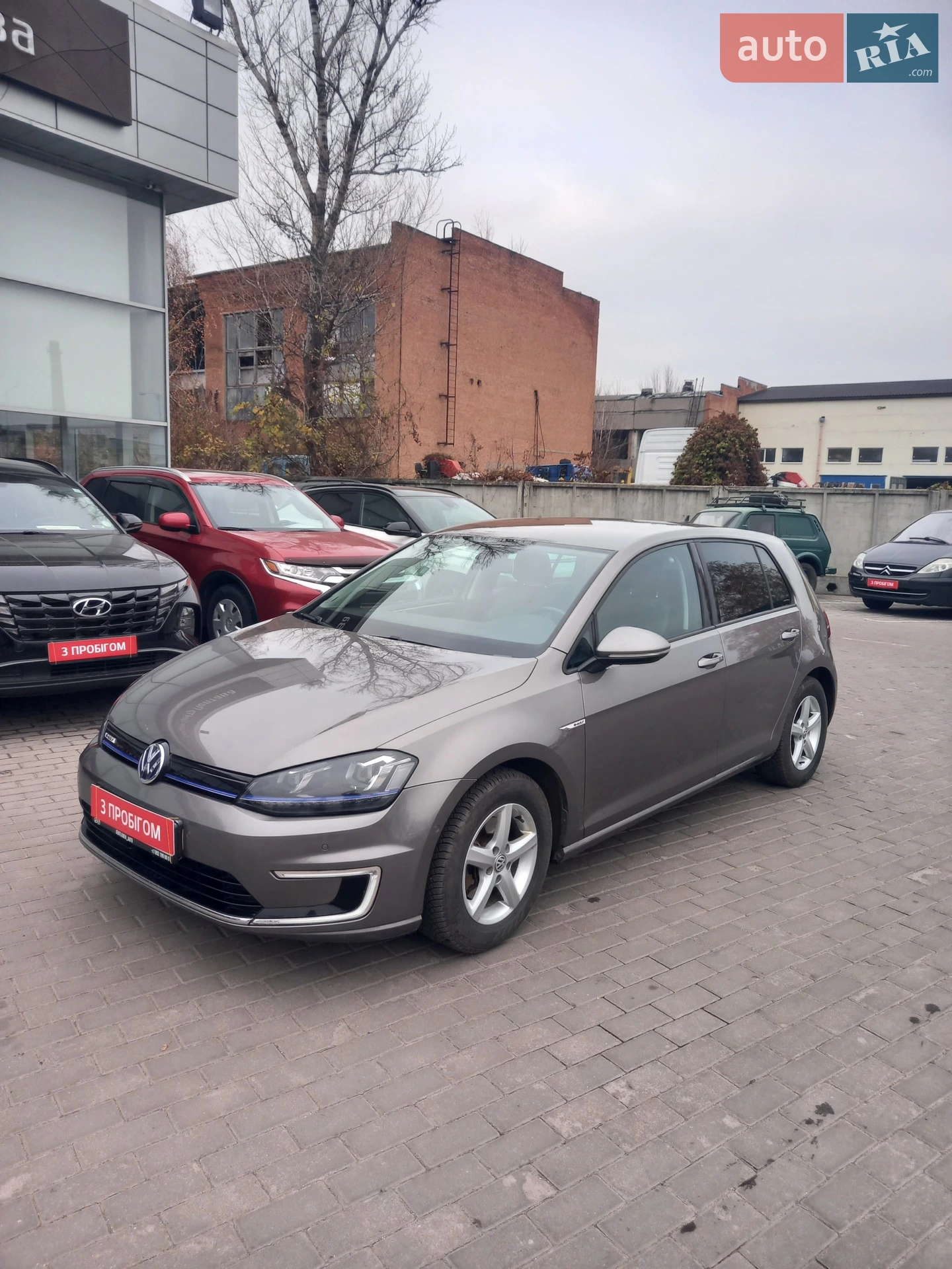Volkswagen e-Golf, 2015