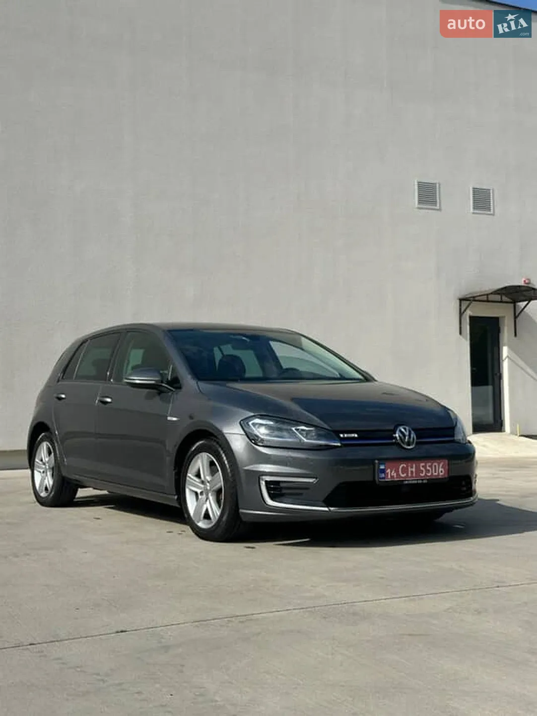 Volkswagen e-Golf, 2017