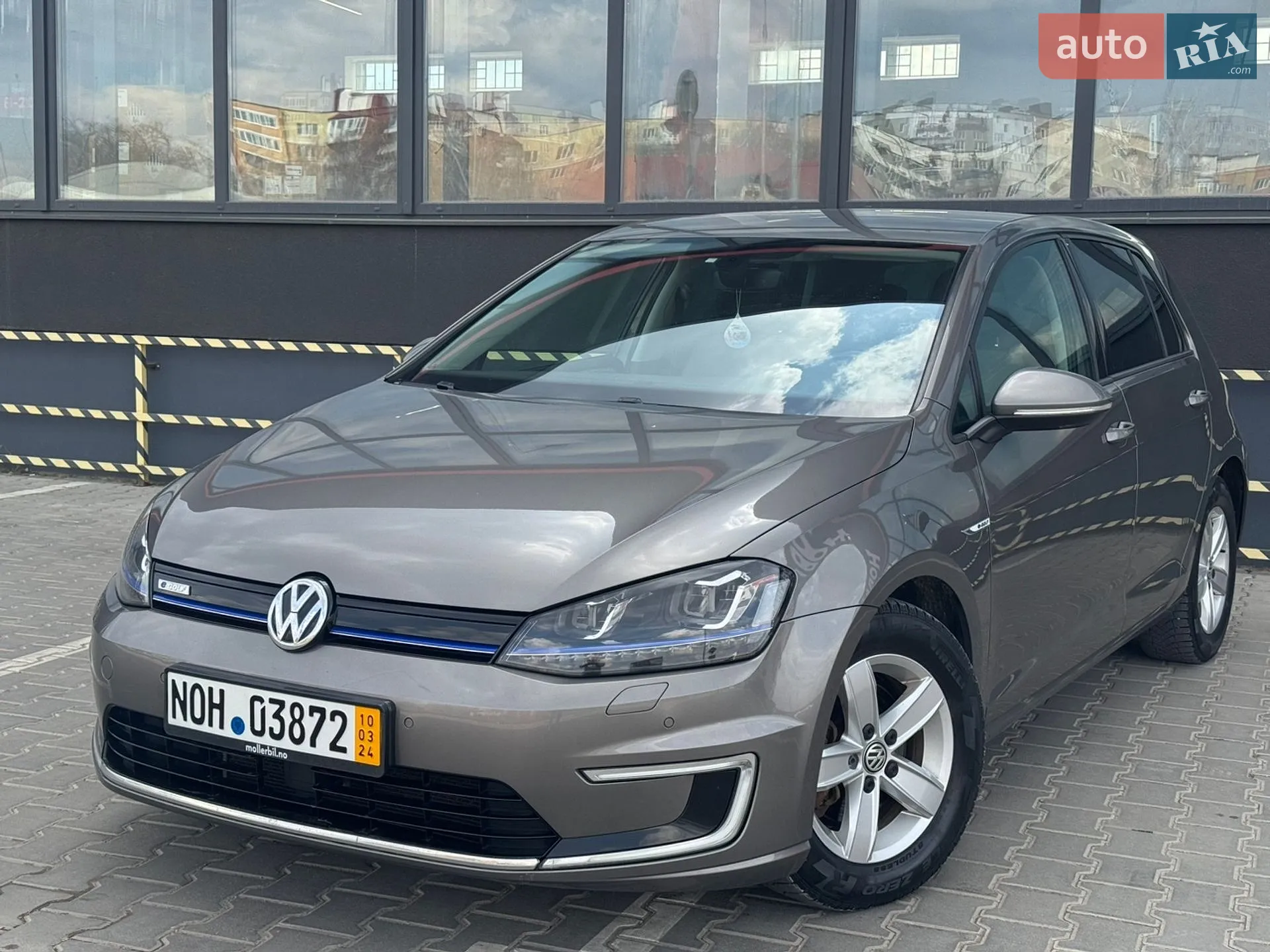 Volkswagen e-Golf, 2016