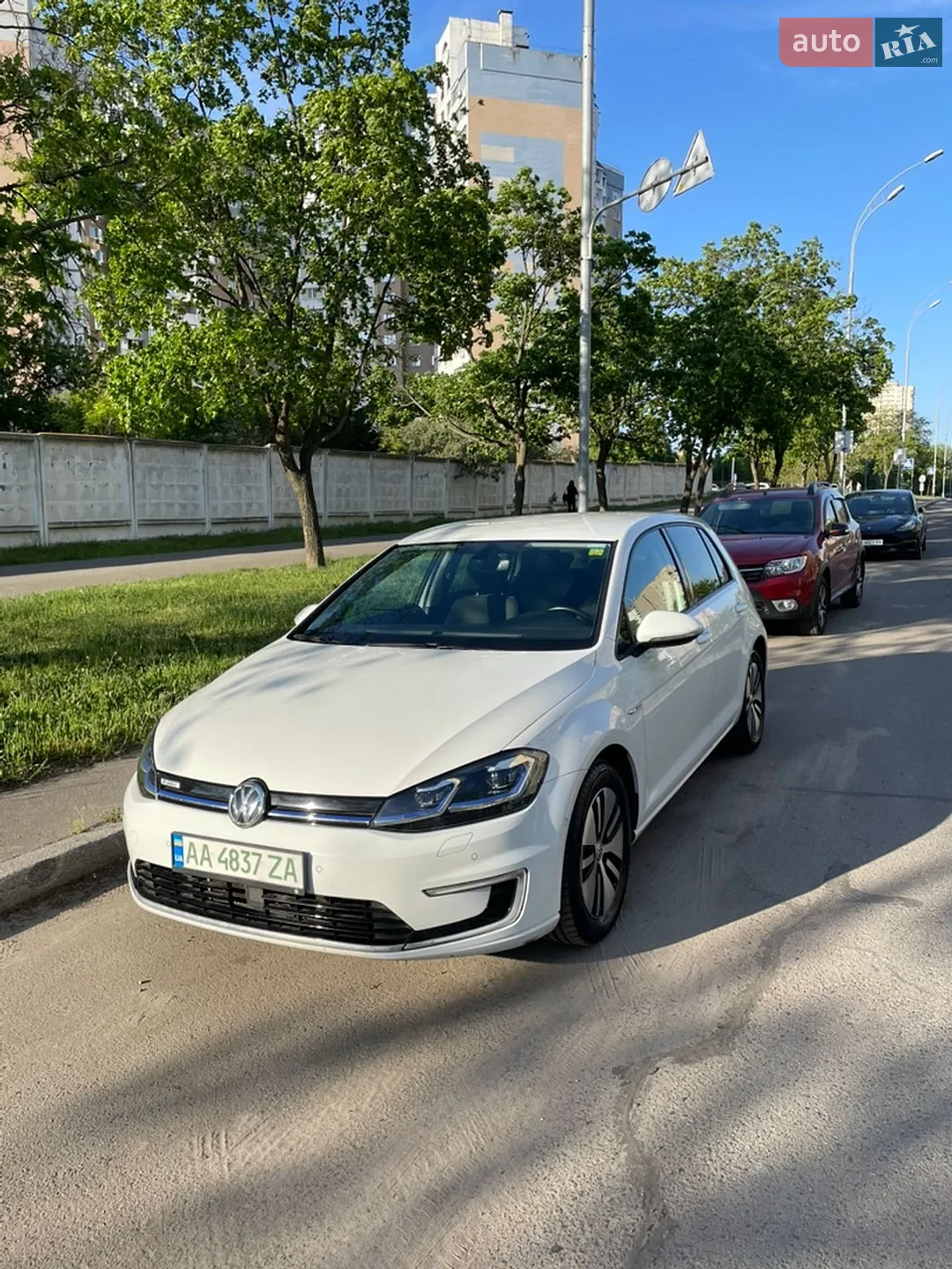 Volkswagen e-Golf, 2017