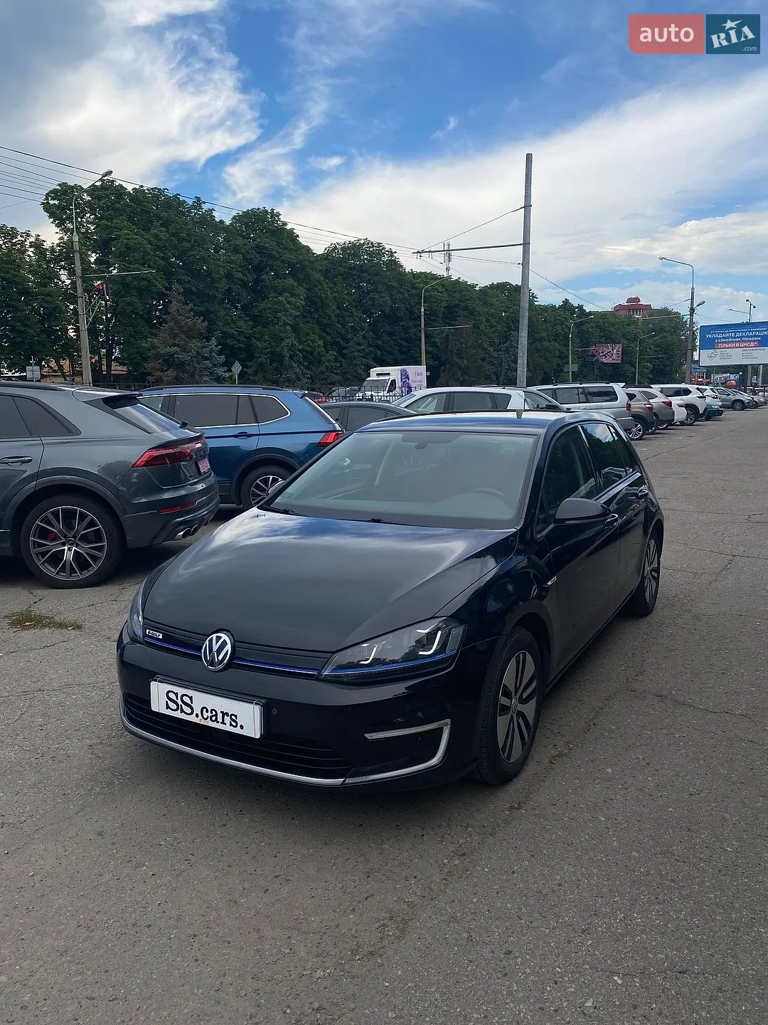 Volkswagen e-Golf, 2015