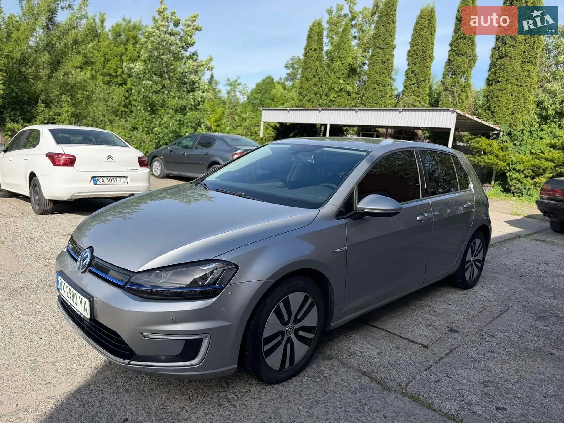 Volkswagen e-Golf, 2014