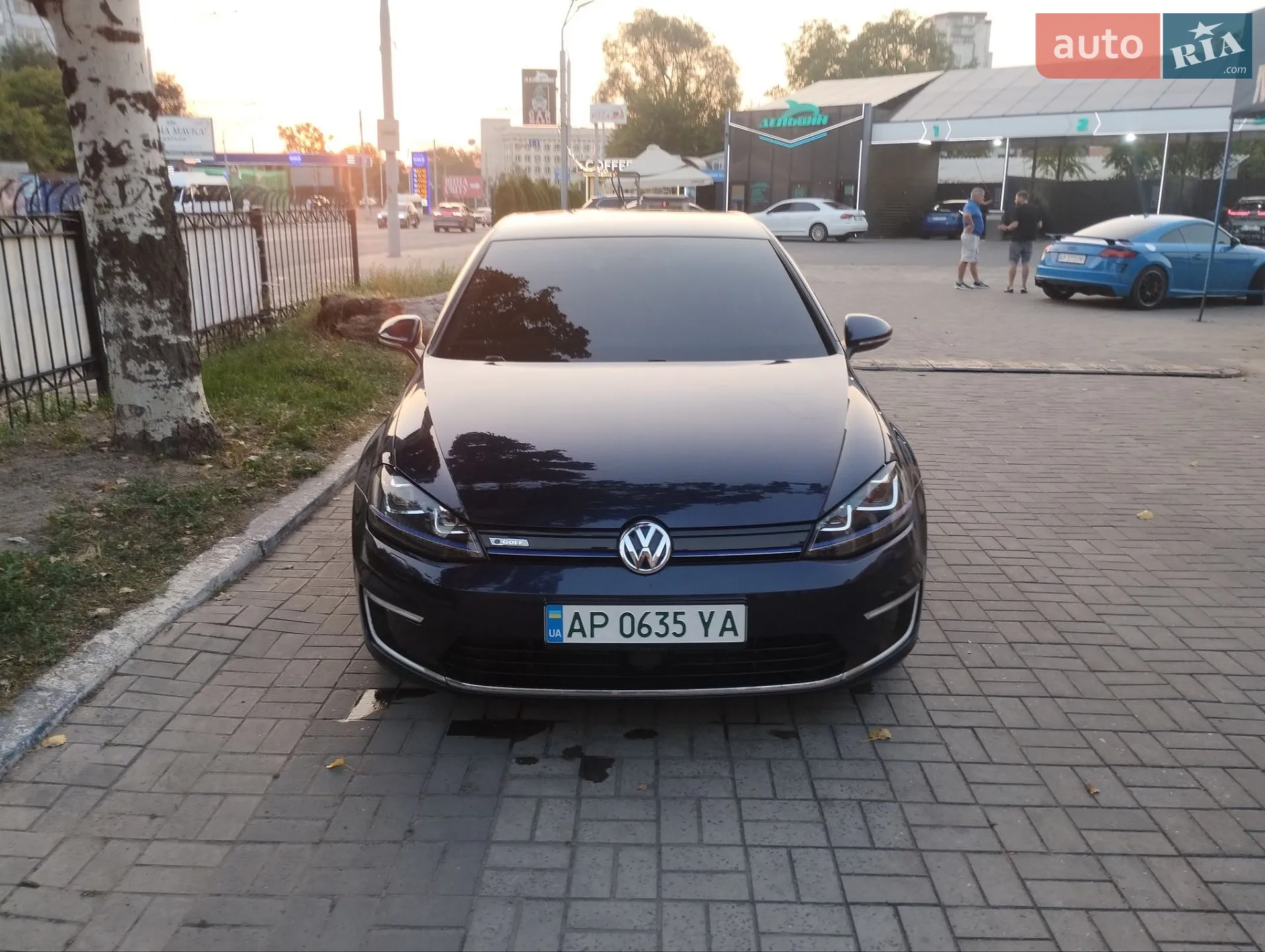 Volkswagen e-Golf, 2016