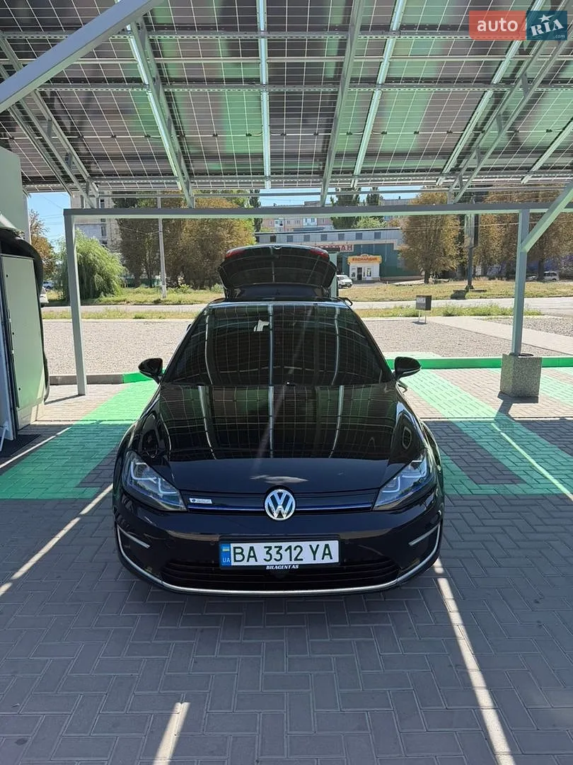Volkswagen e-Golf 2014 — 1