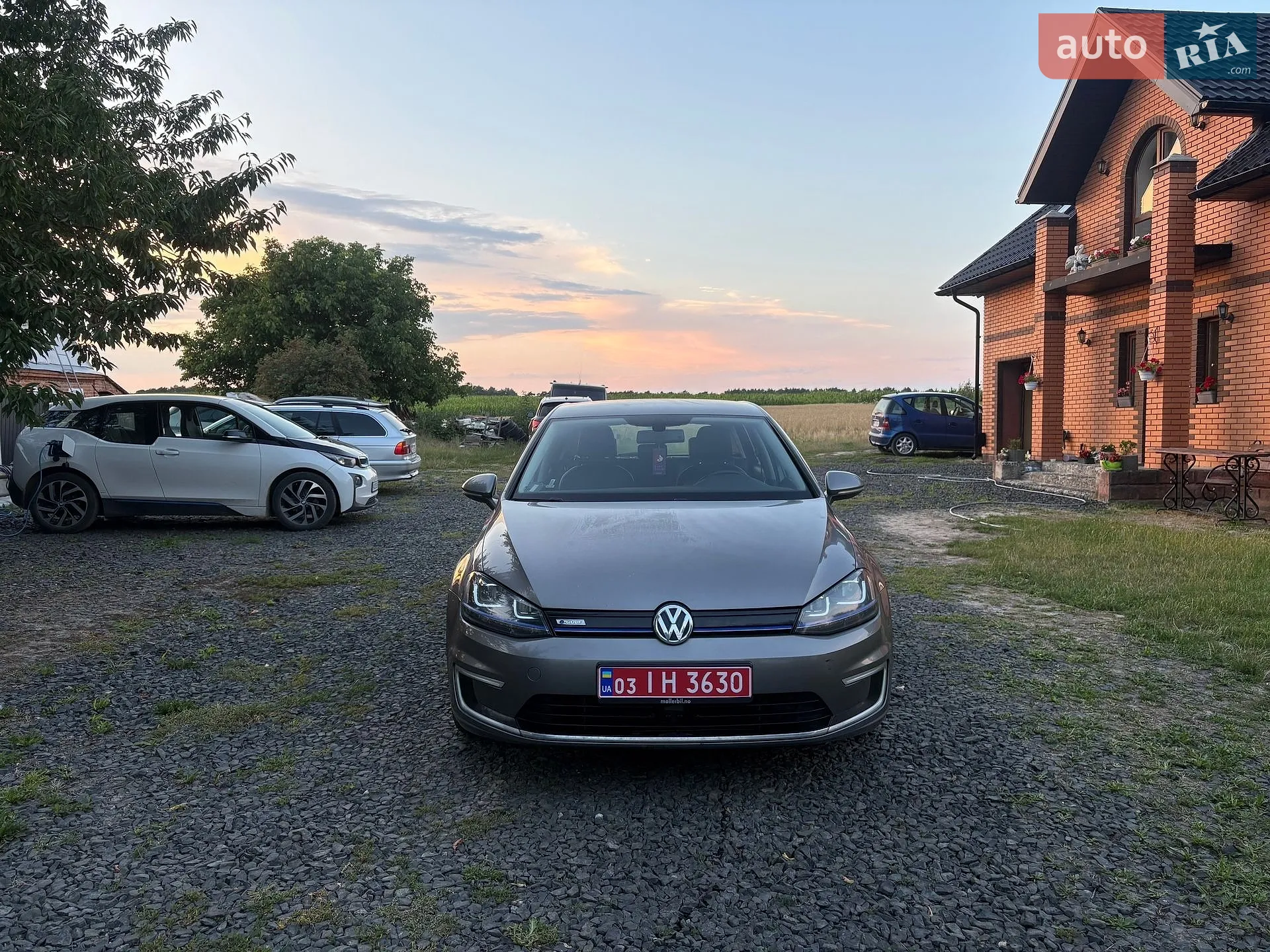 Volkswagen e-Golf, 2014