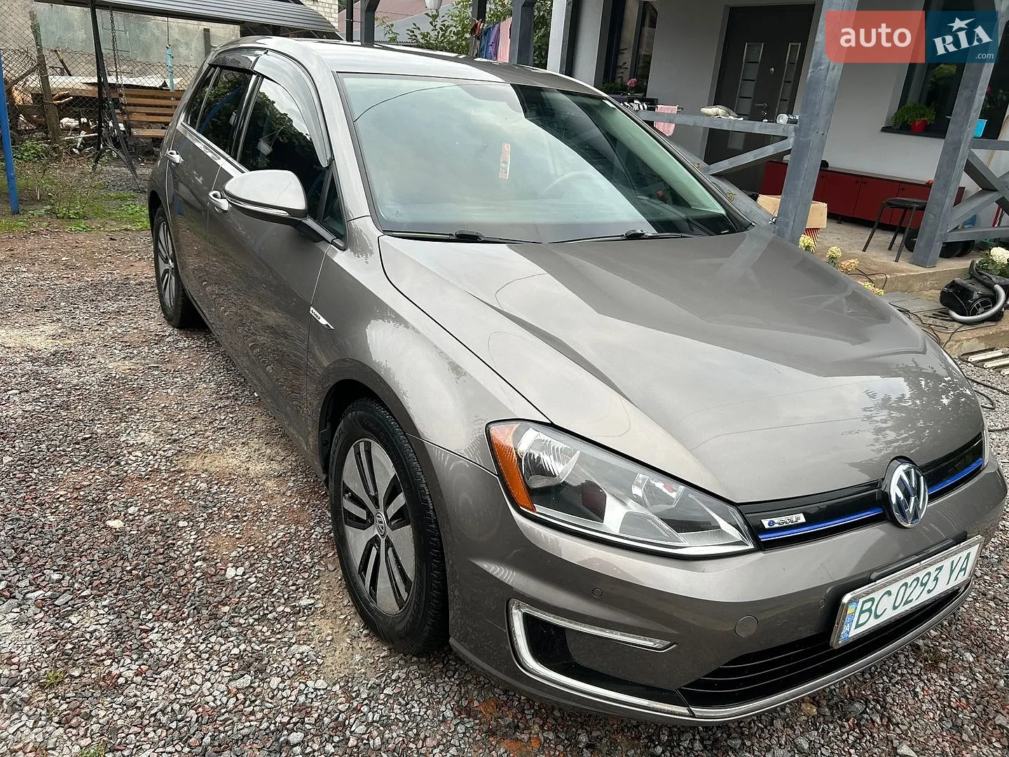 Volkswagen e-Golf, 2014