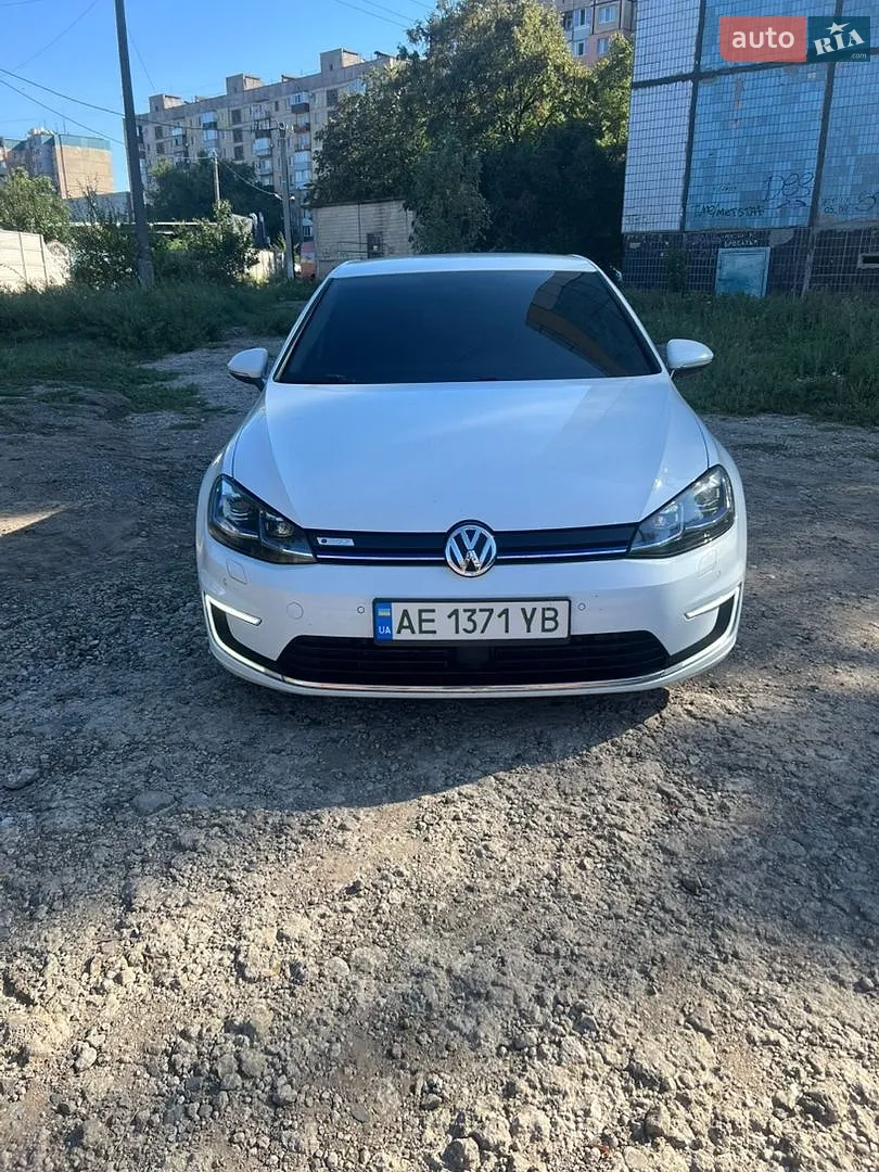 Volkswagen e-Golf, 2018