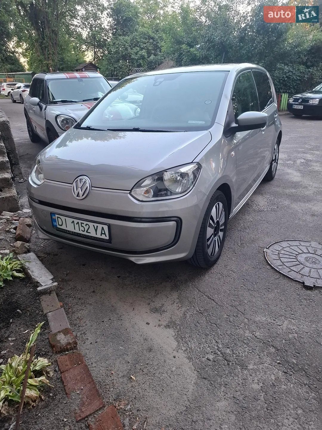 Volkswagen e-Up, 2013