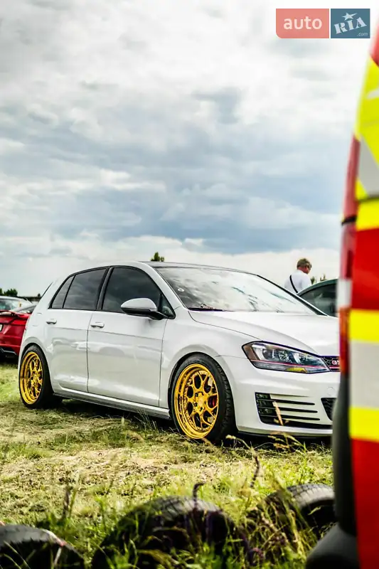 Volkswagen Golf GTI, 2017