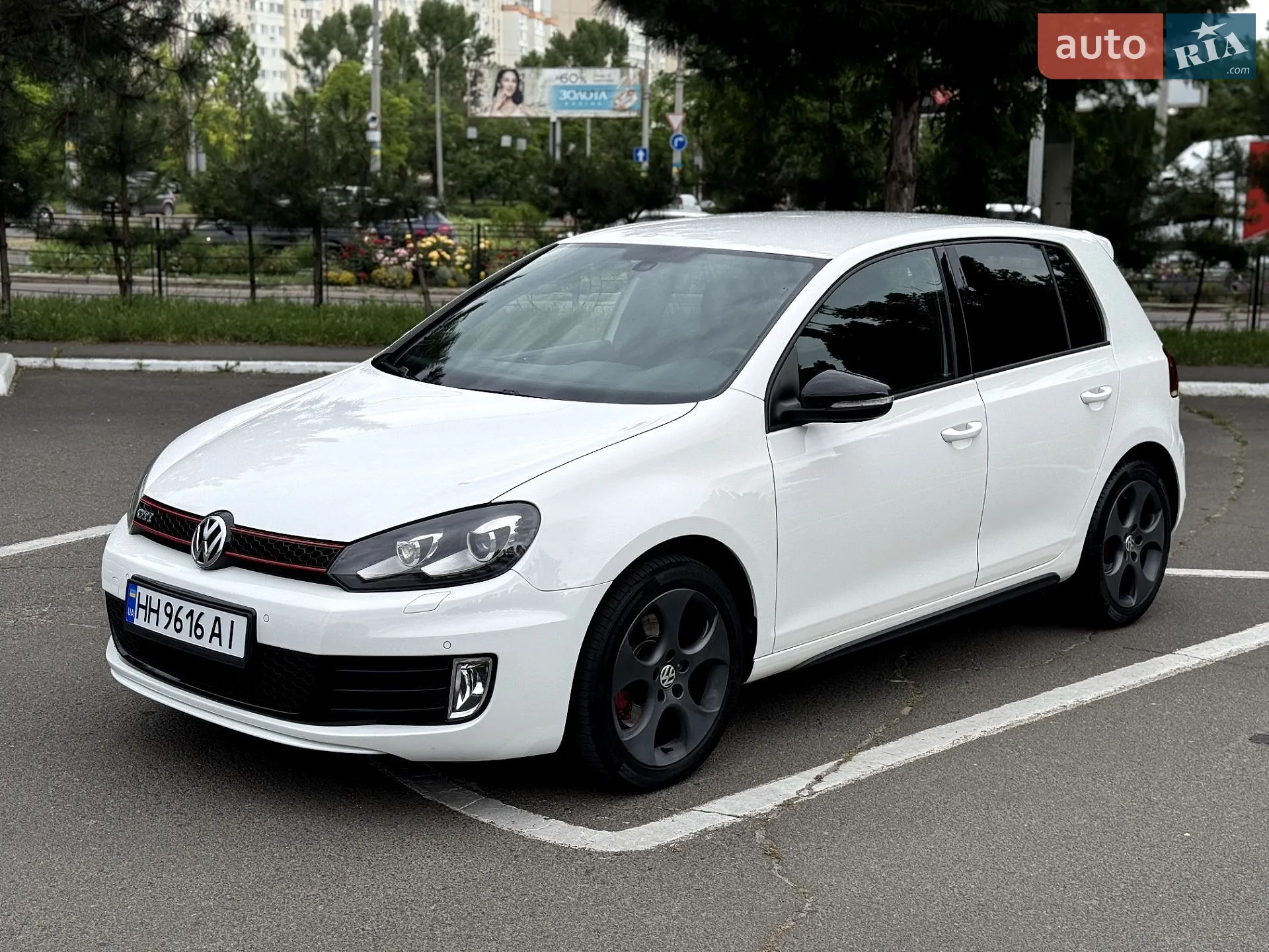 Volkswagen Golf GTI, 2011