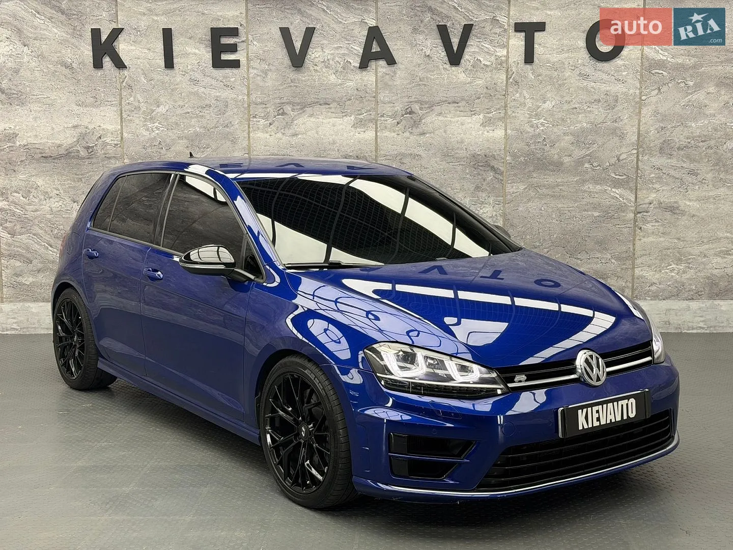Volkswagen Golf R, 2014