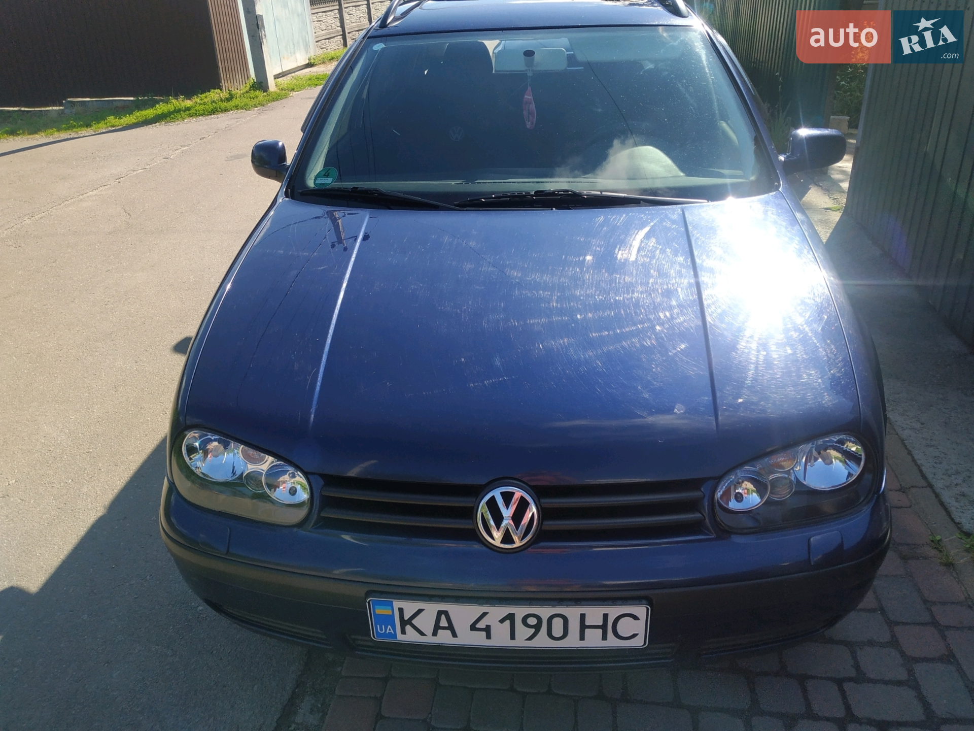 Volkswagen Golf, 2001