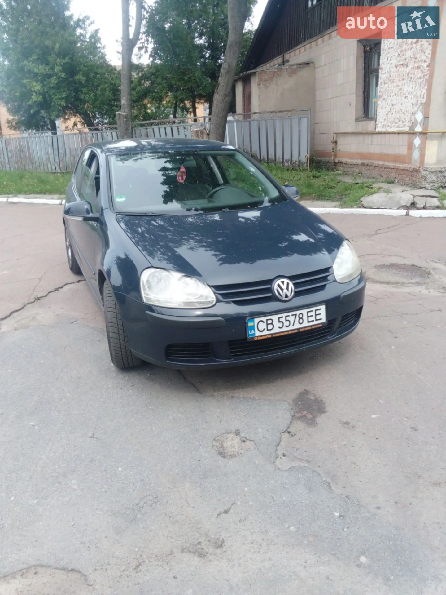 Volkswagen Golf, 2004