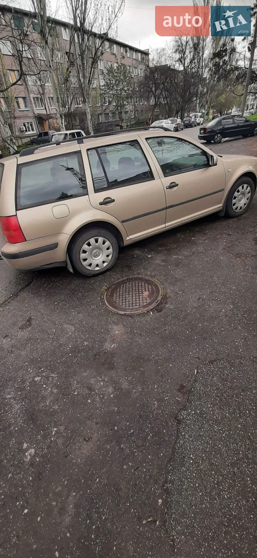 Volkswagen Golf, 2000