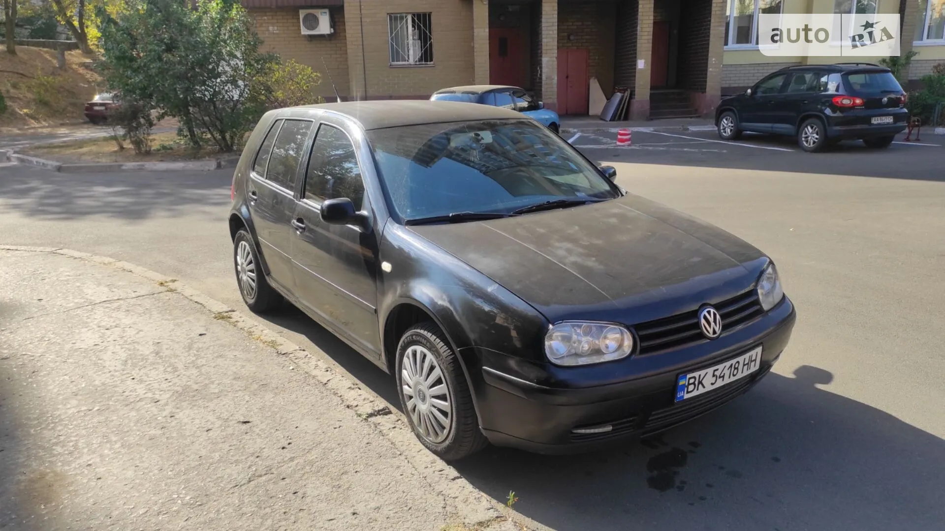 Volkswagen Golf, 2000