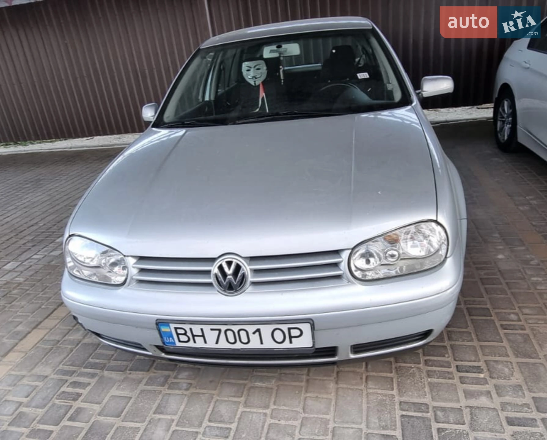 Volkswagen Golf, 2001