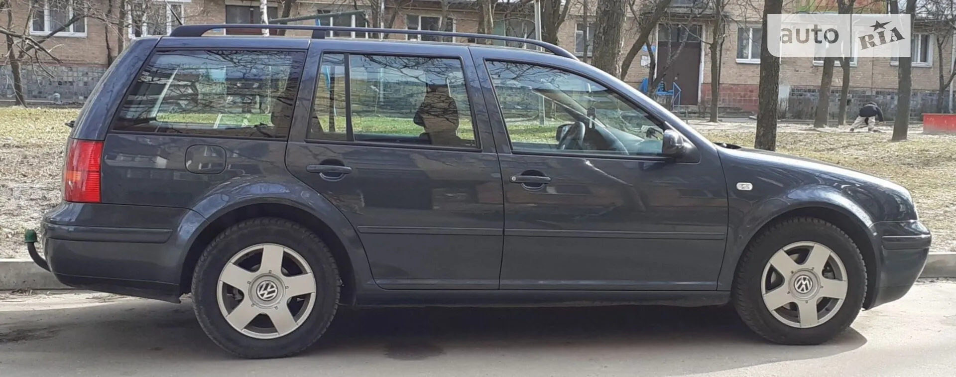 Volkswagen Golf, 2000
