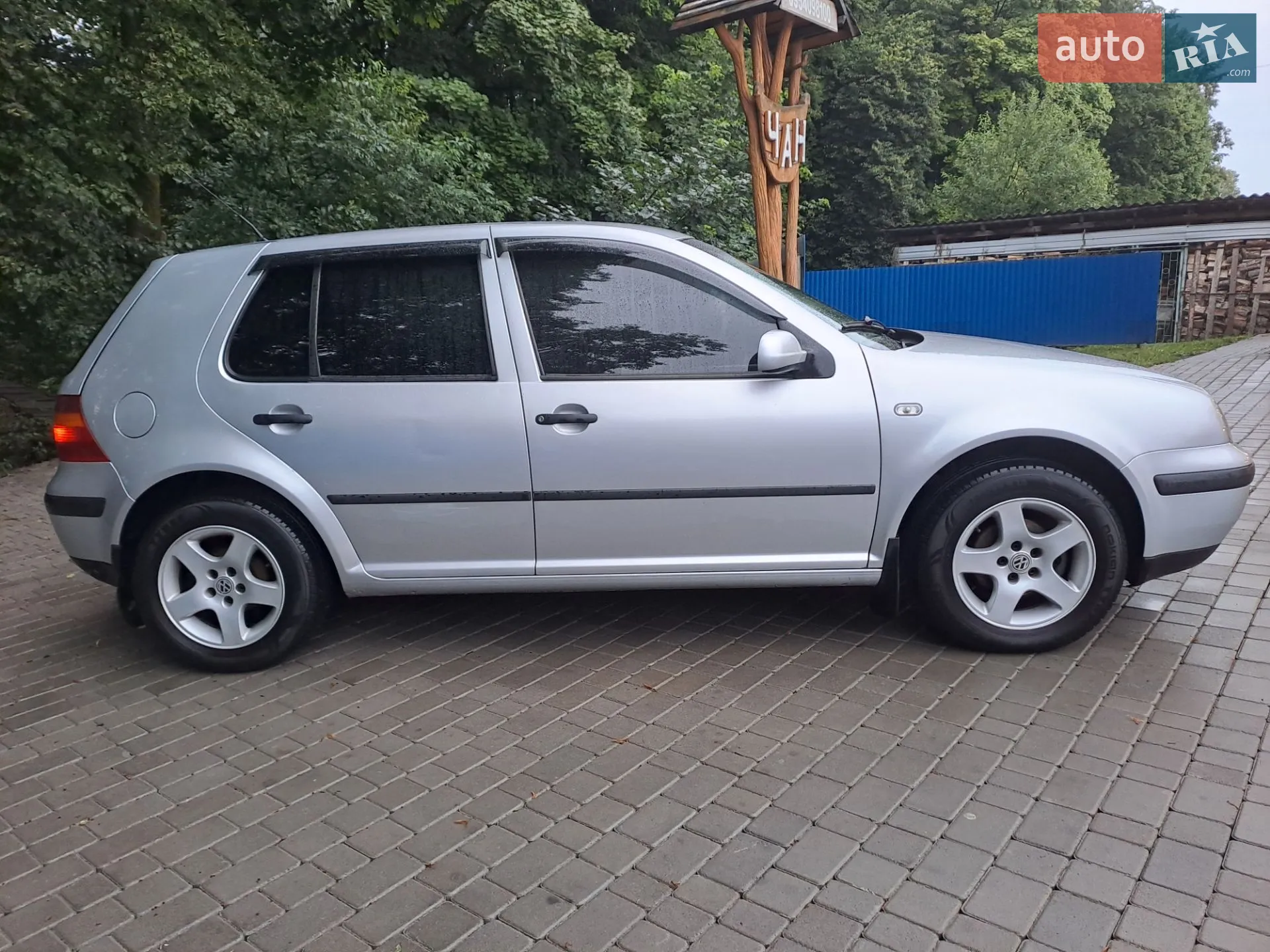 Volkswagen Golf, 2002