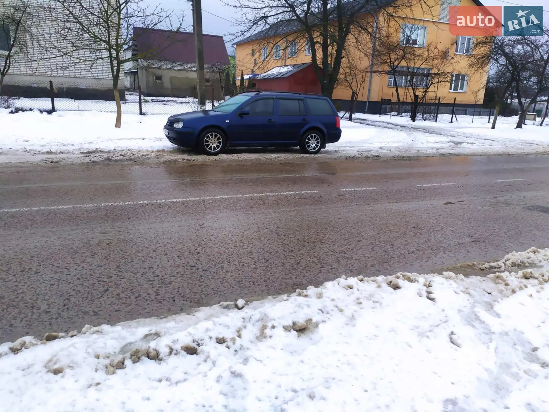 Volkswagen Golf, 2000