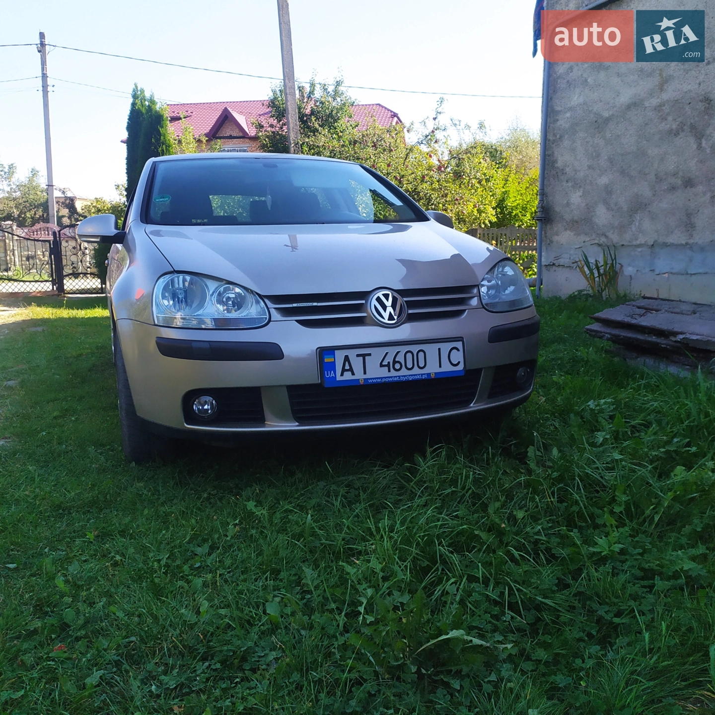Volkswagen Golf, 2005