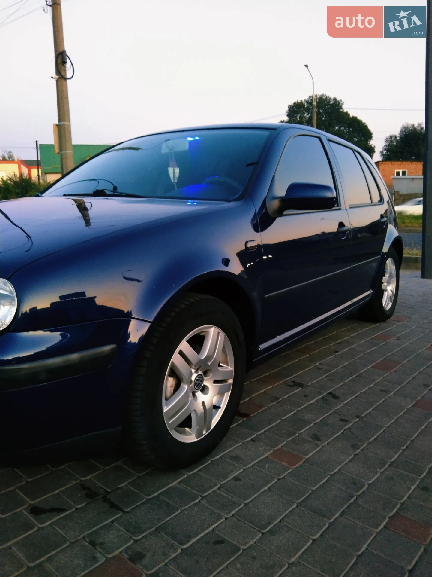 Volkswagen Golf, 2001