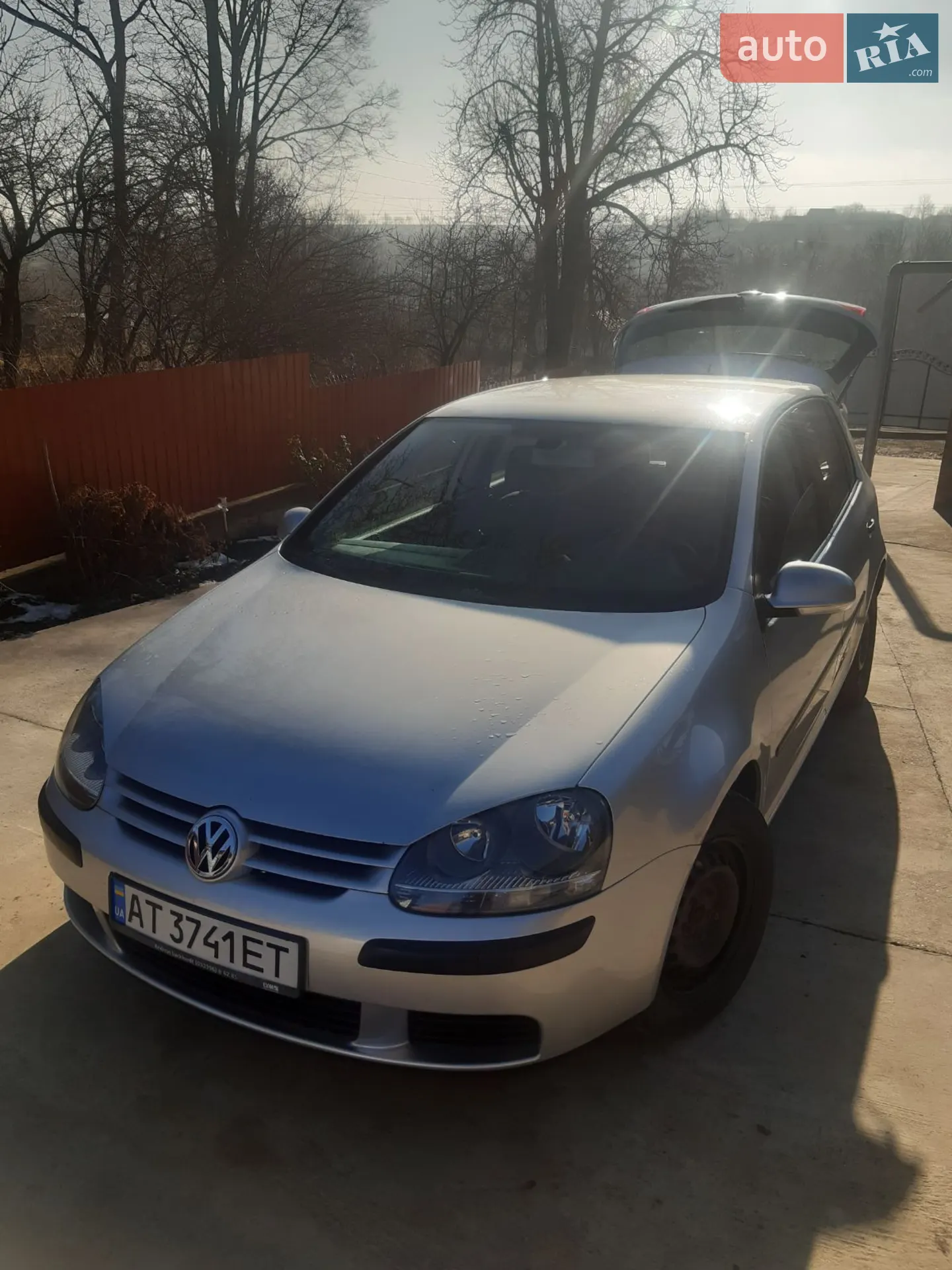 Volkswagen Golf, 2003