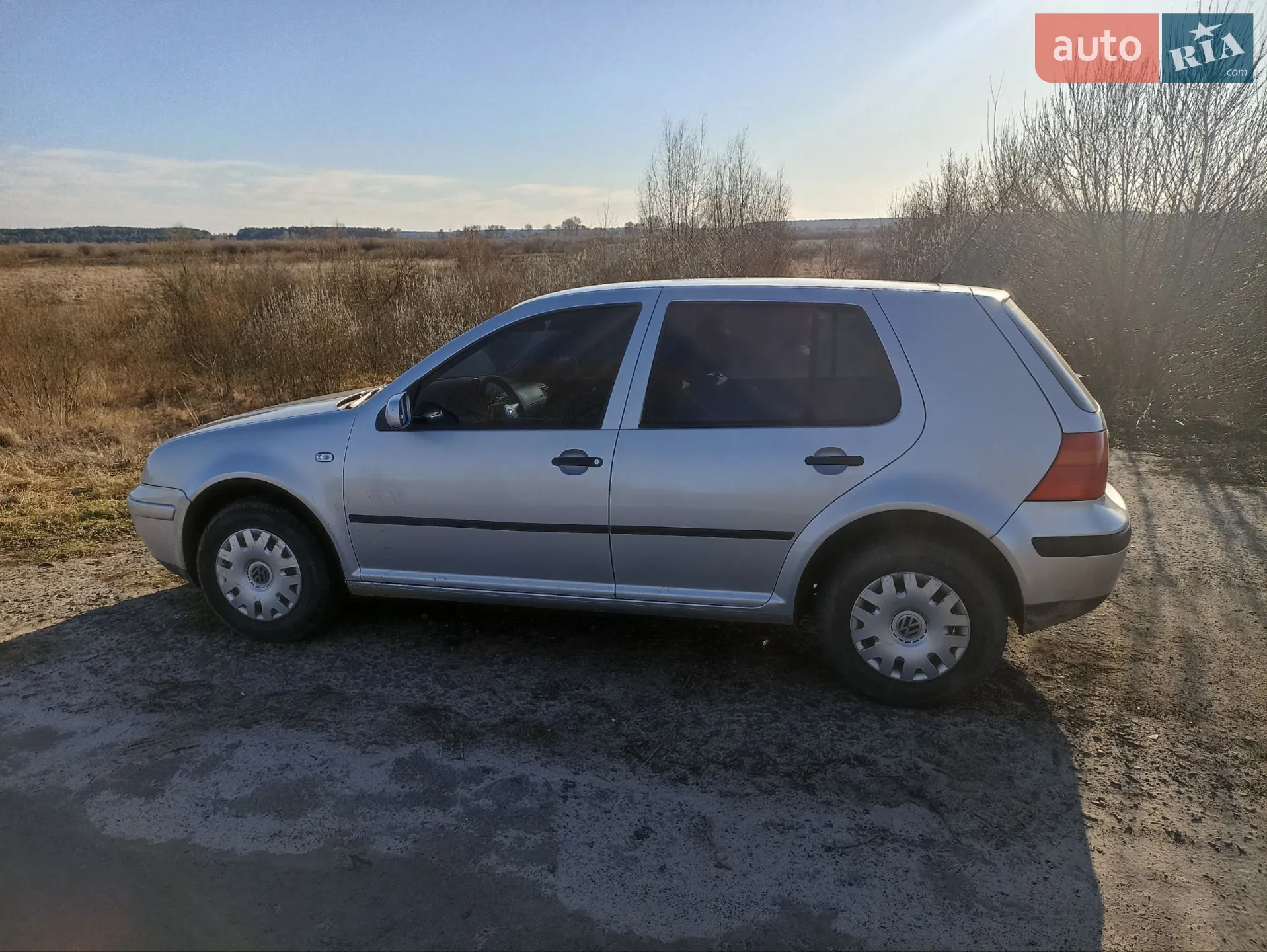 Volkswagen Golf, 2001