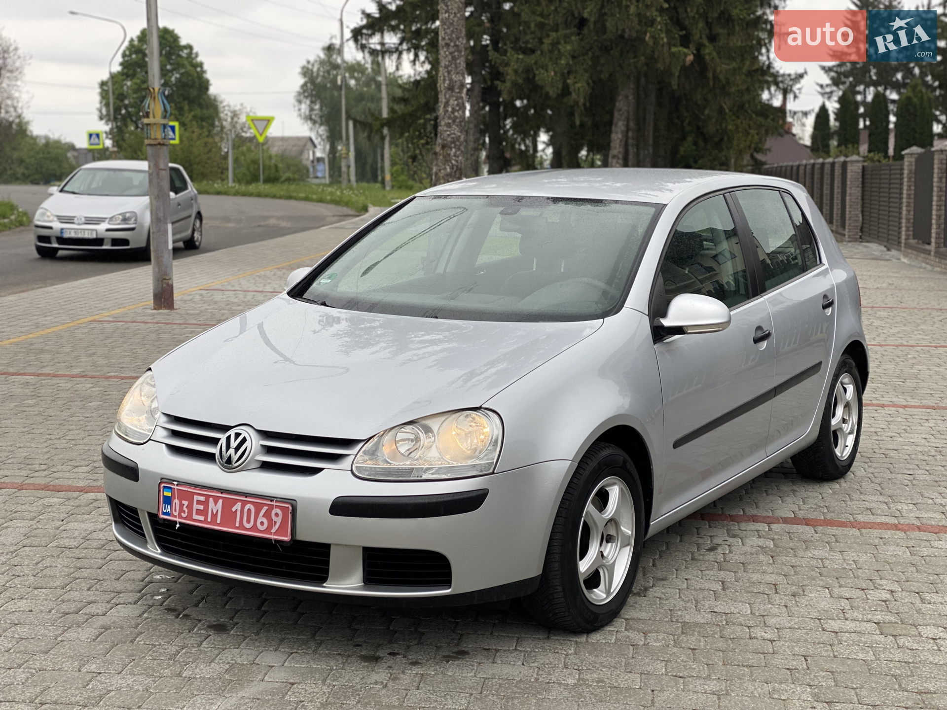 Volkswagen Golf, 2004