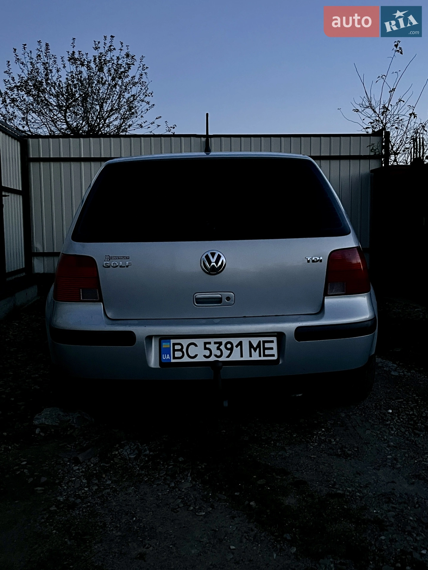 Volkswagen Golf, 2000