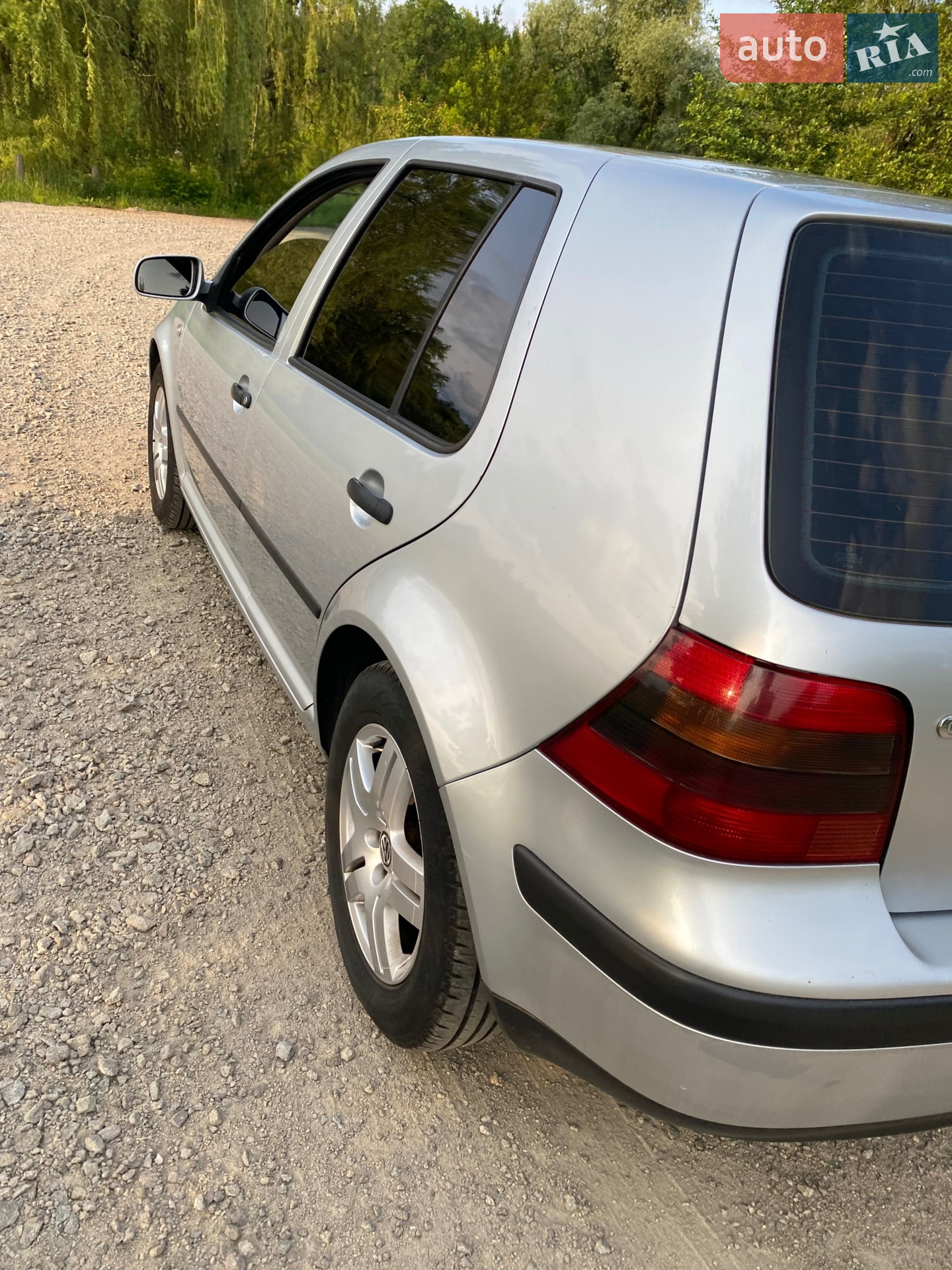 Volkswagen Golf, 2000