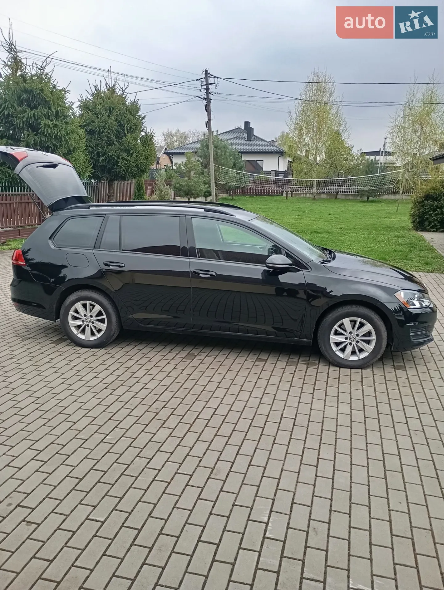 Volkswagen Golf, 2016