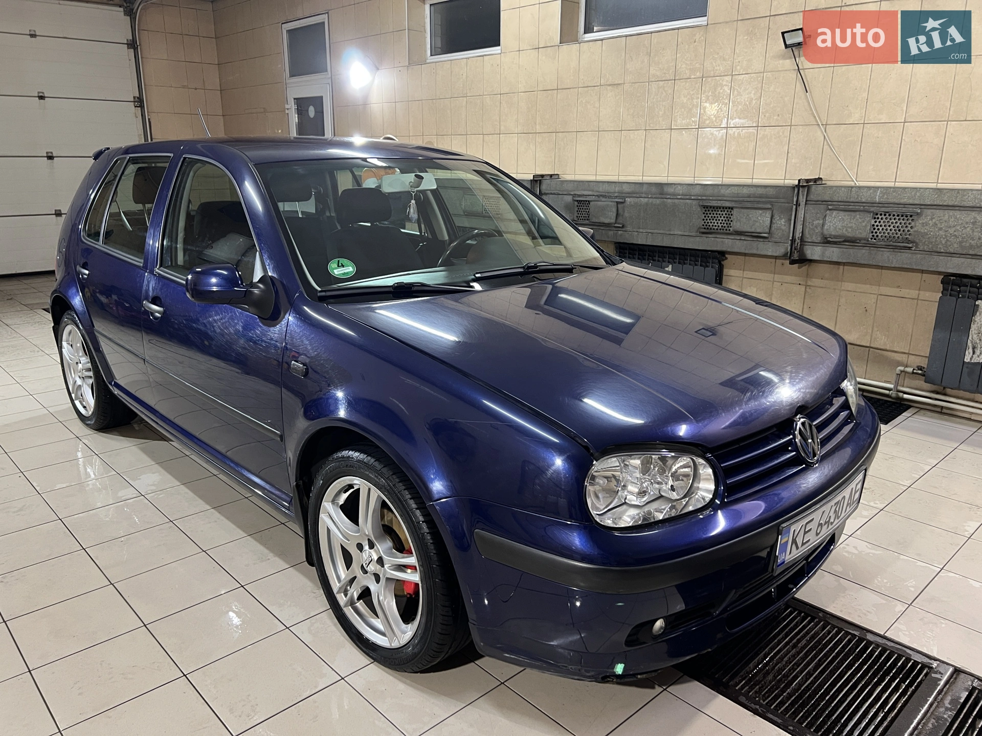 Volkswagen Golf, 2002