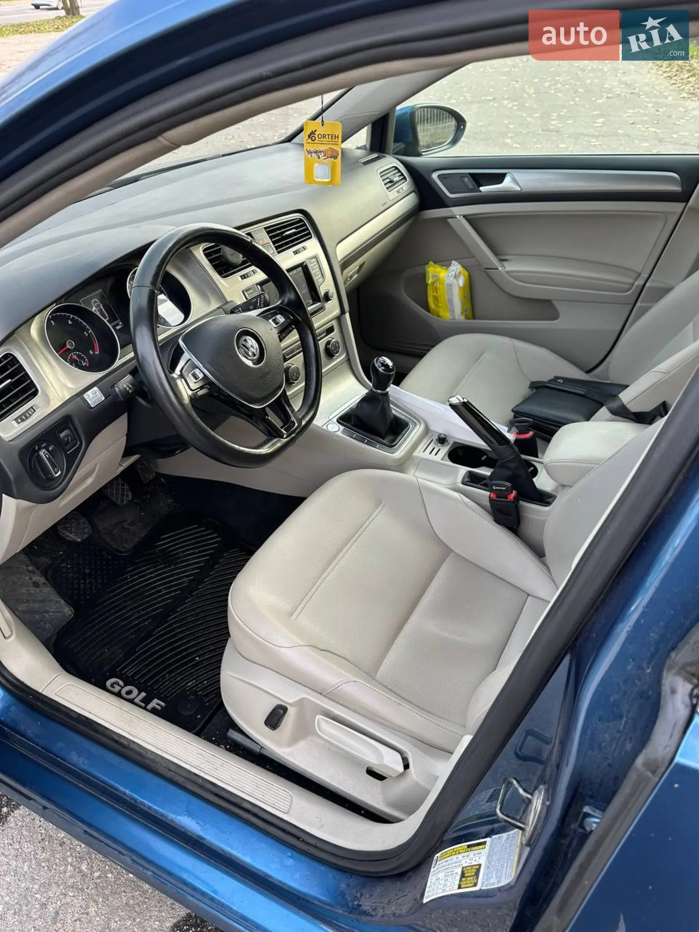Volkswagen Golf, 2015