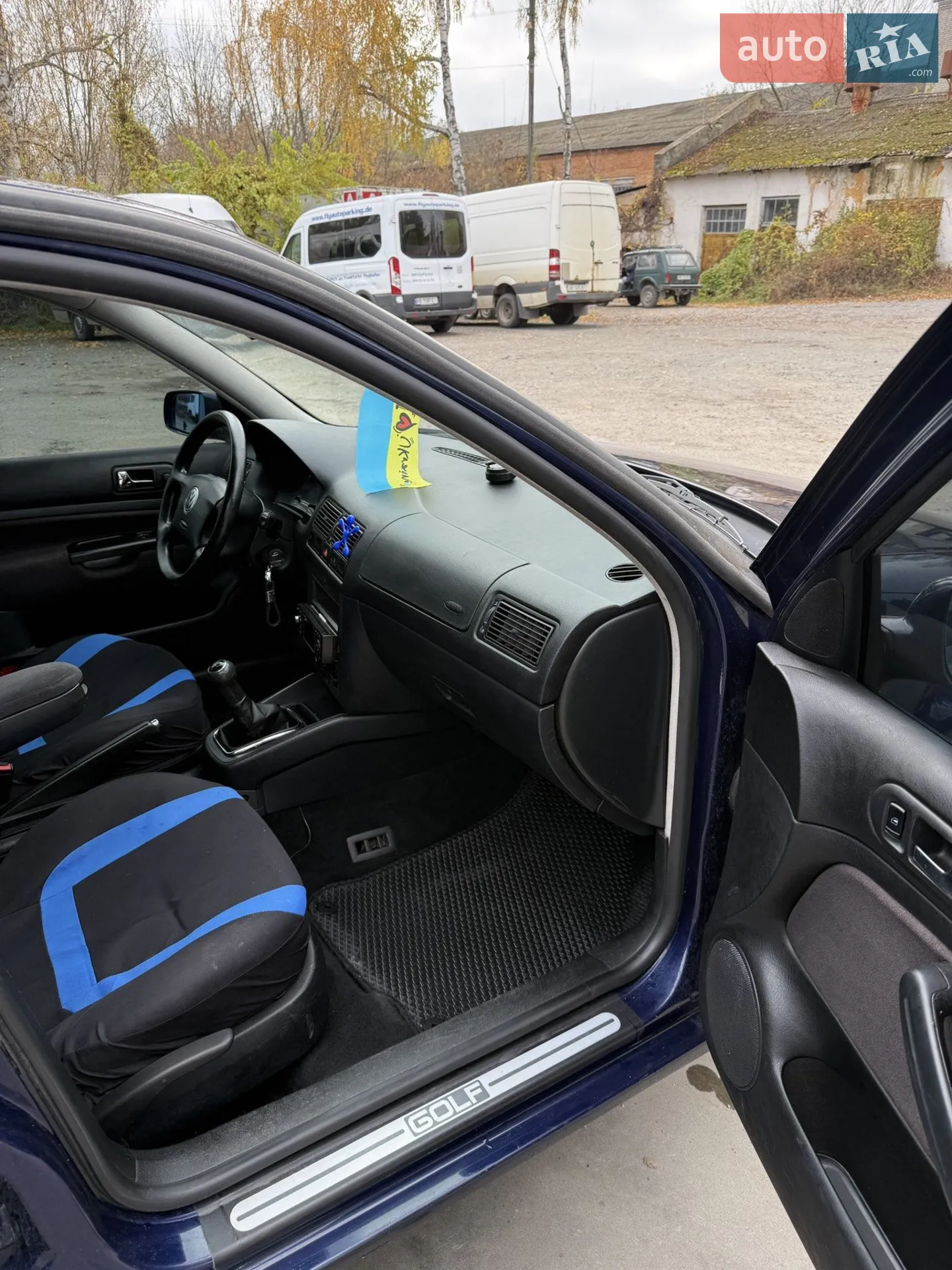 Volkswagen Golf, 2000