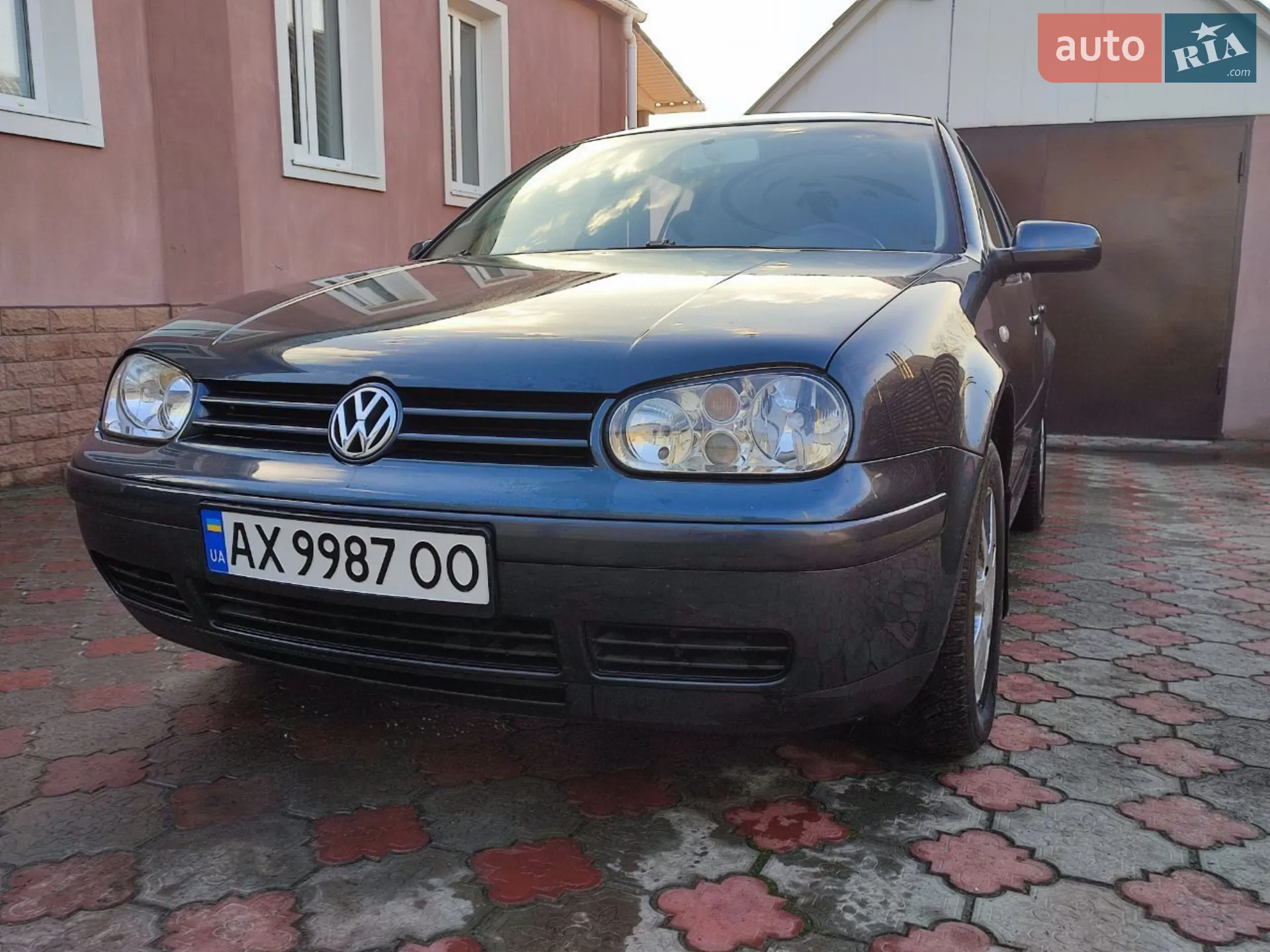 Volkswagen Golf, 2002