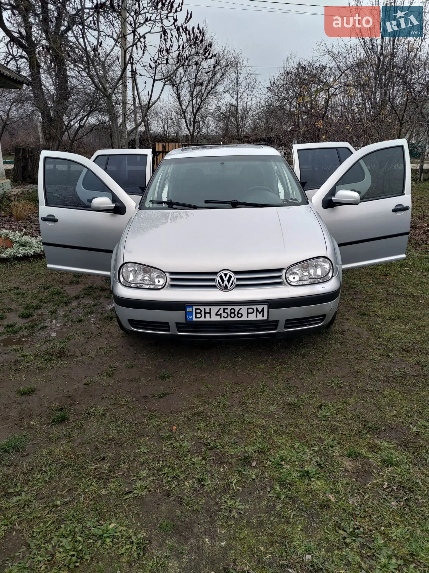 Volkswagen Golf, 1998