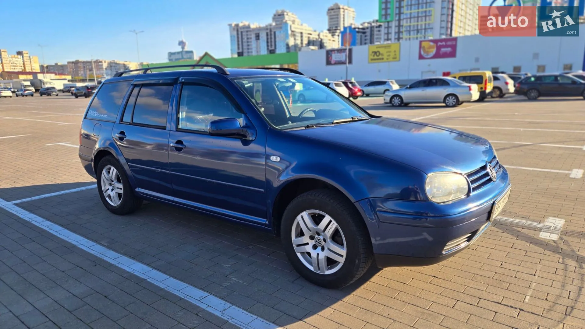 Volkswagen Golf, 2000