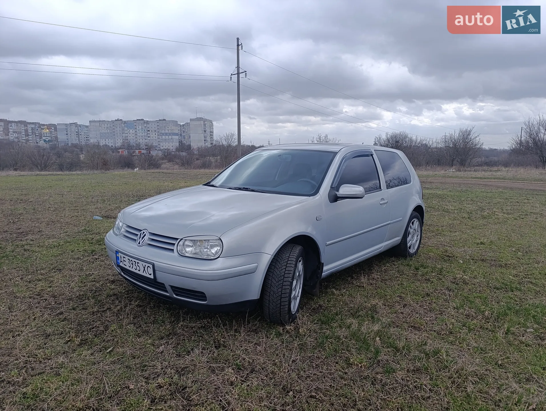 Volkswagen Golf, 1998