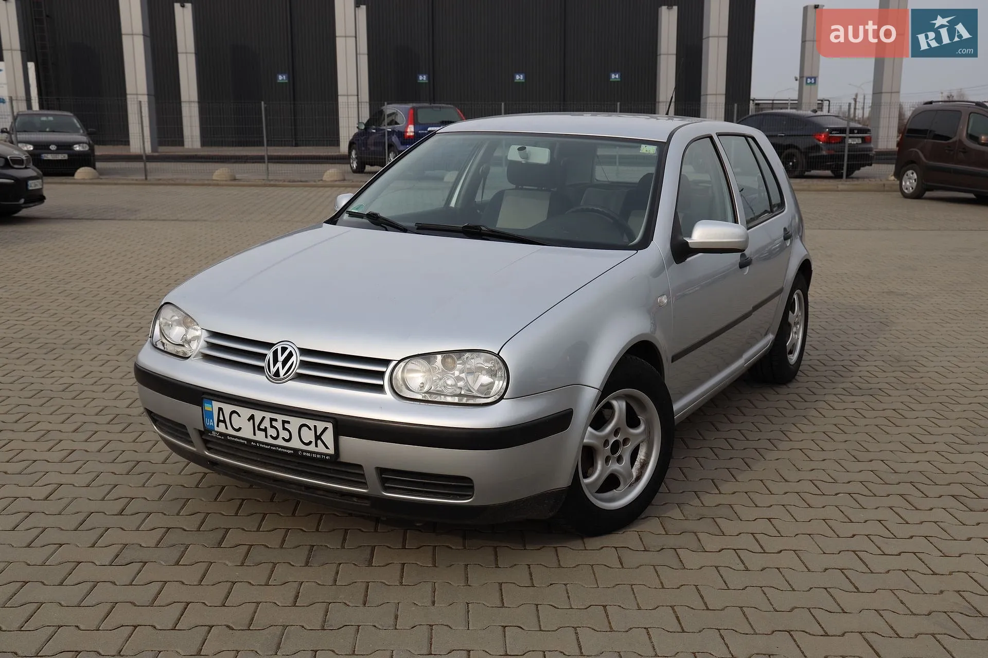 Volkswagen Golf, 2001