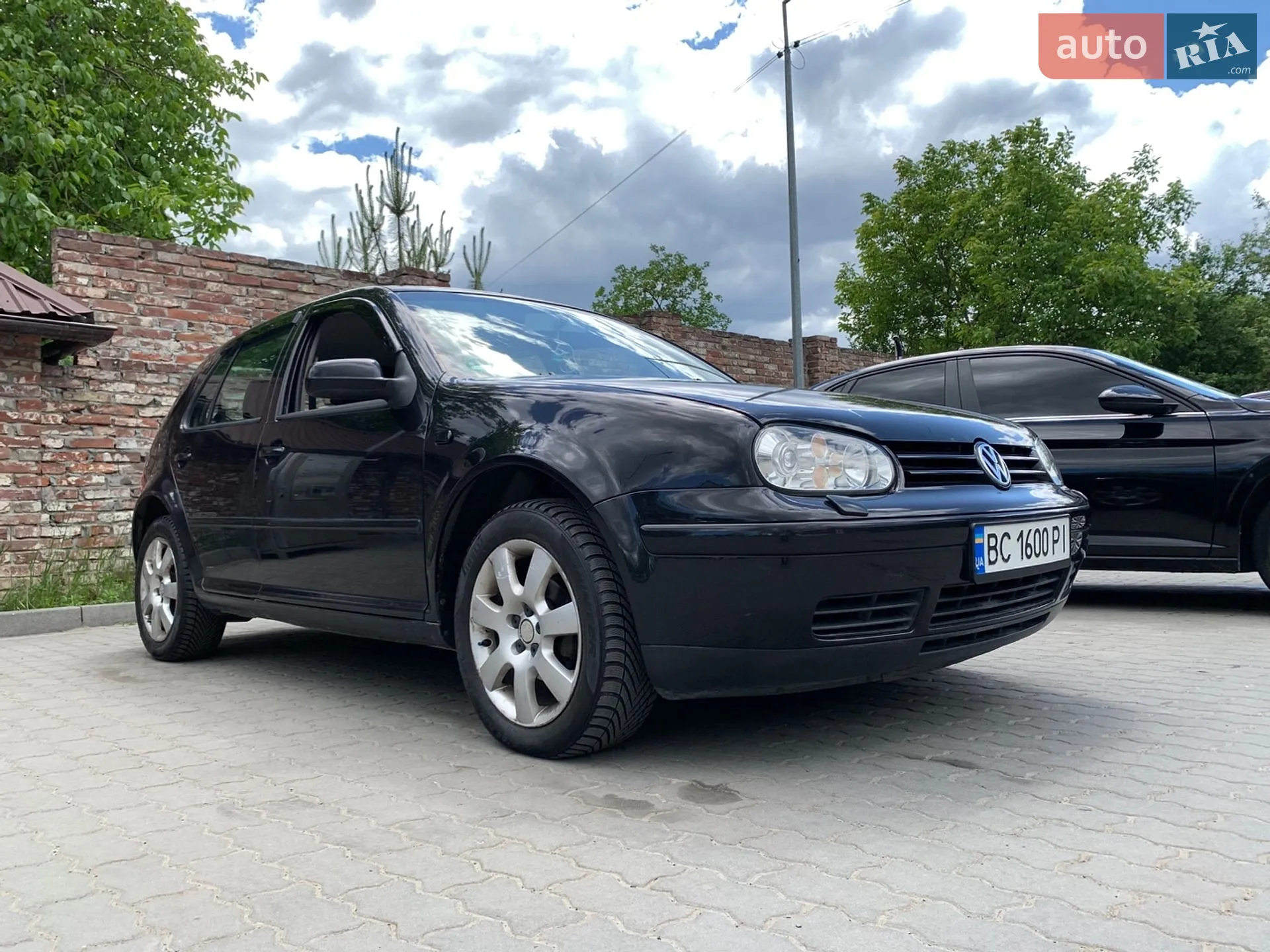 Volkswagen Golf, 2003
