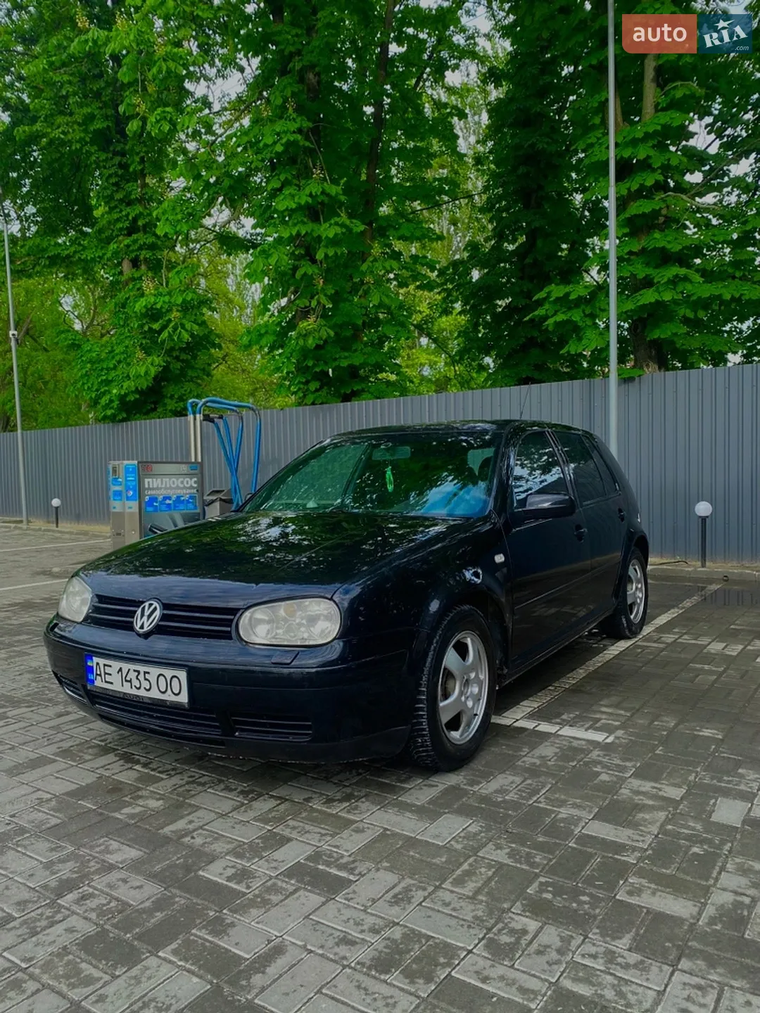 Volkswagen Golf, 2000