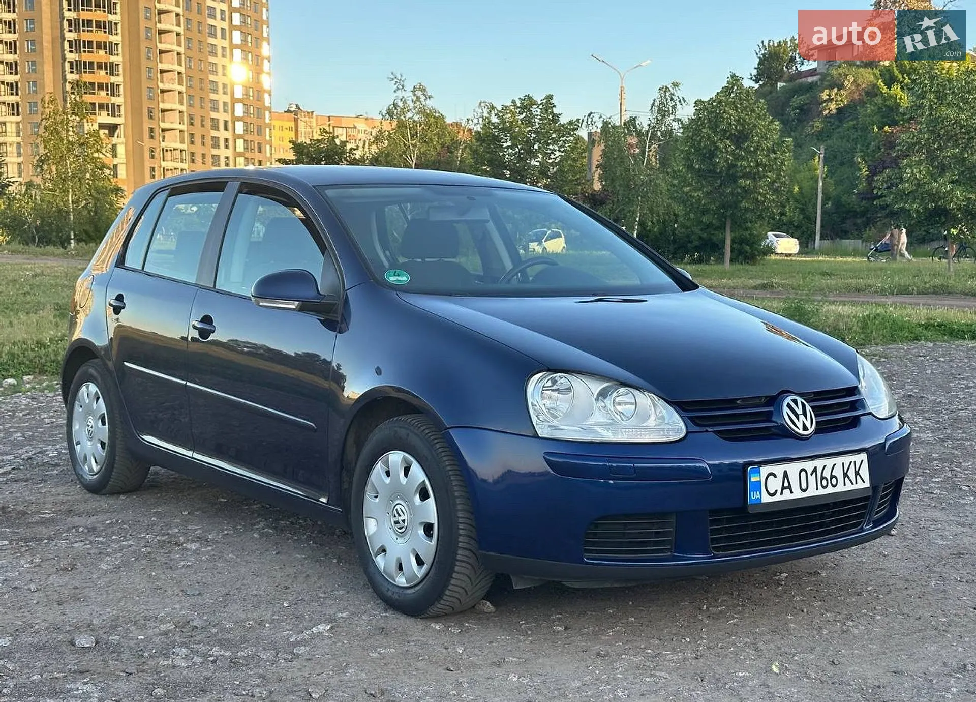 Volkswagen Golf, 2005