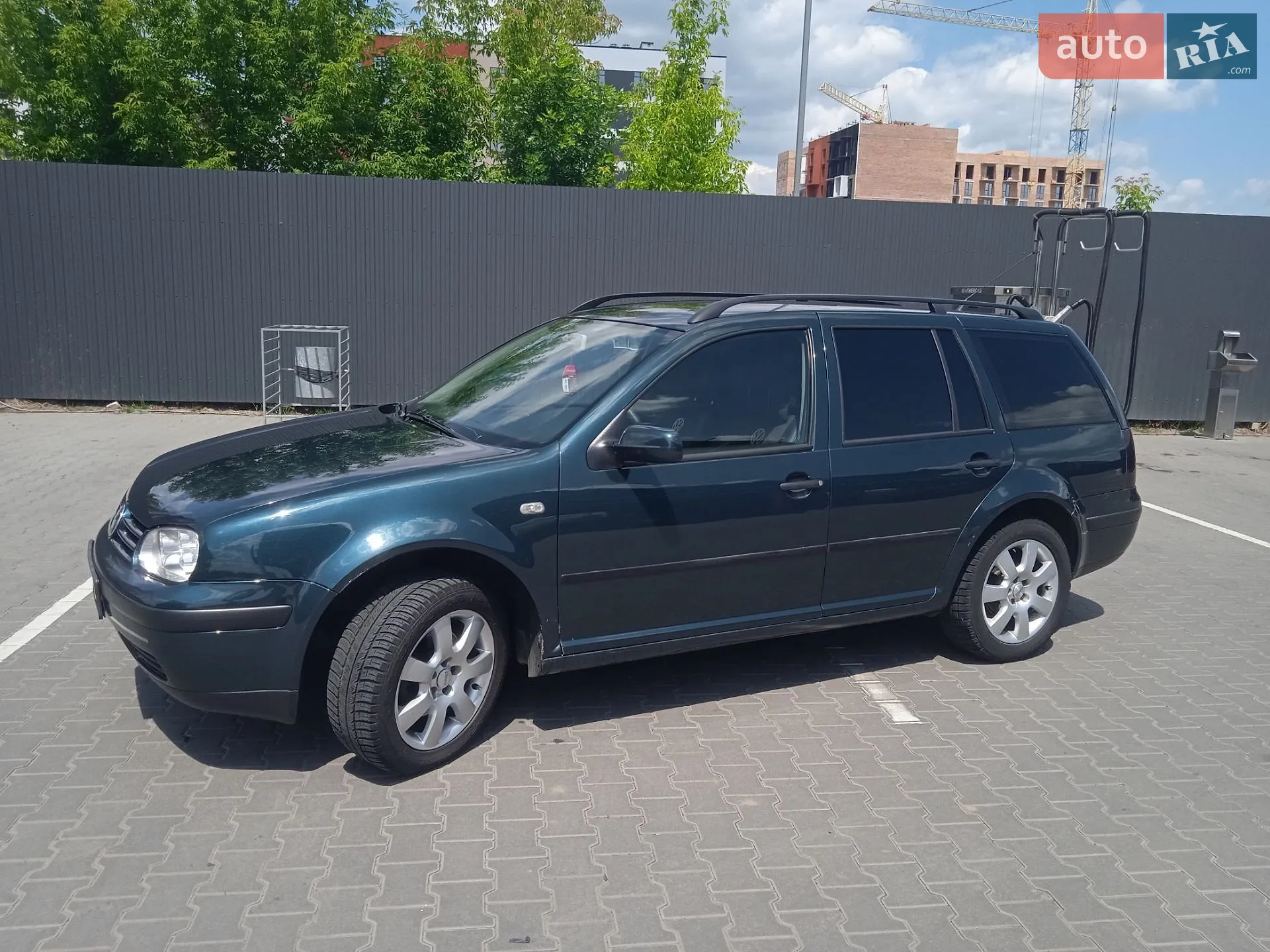 Volkswagen Golf, 2001