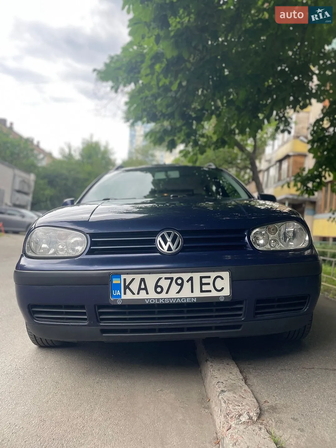 Volkswagen Golf, 2000